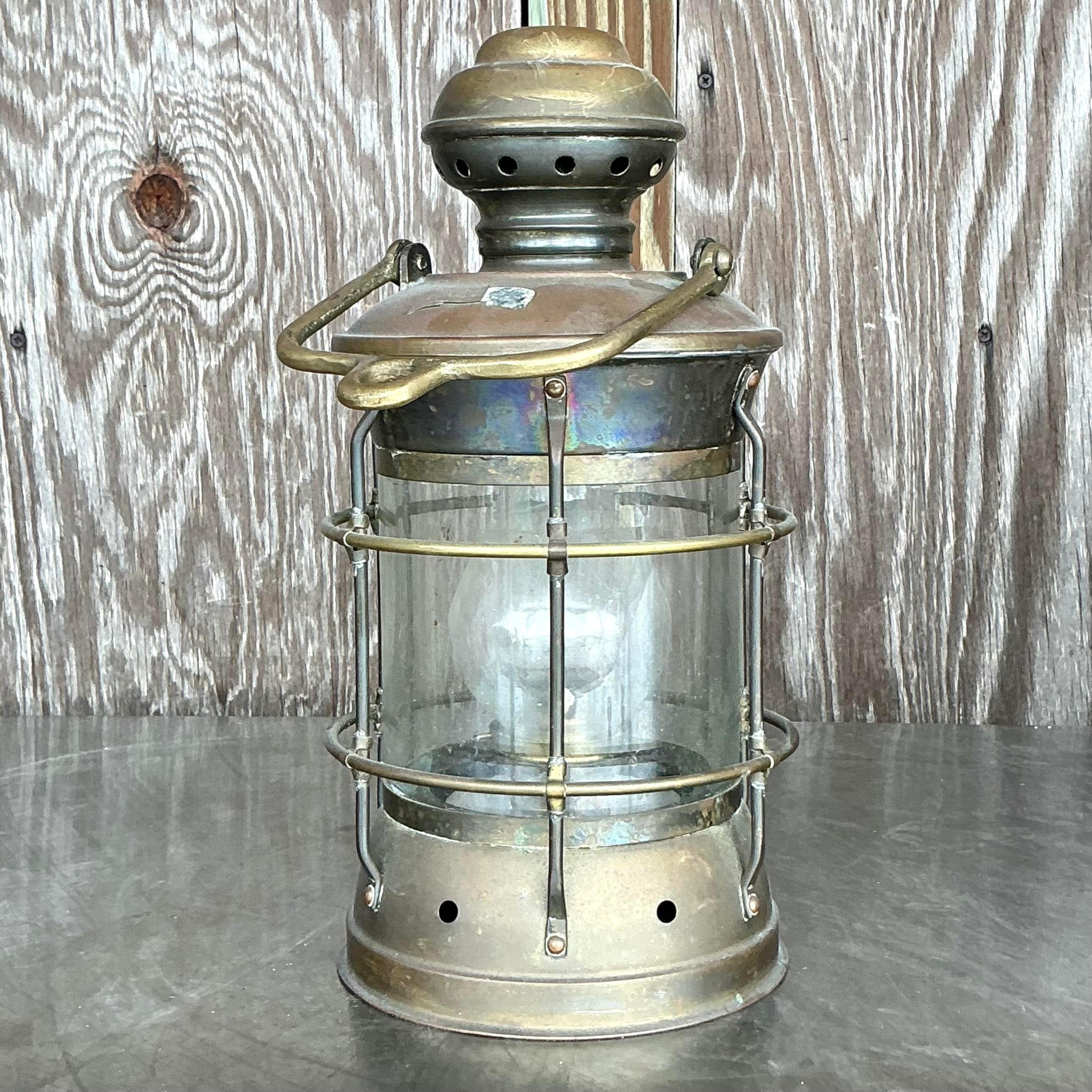 Métal Lanterne à huile vintage en laiton avec ancre côtière en vente