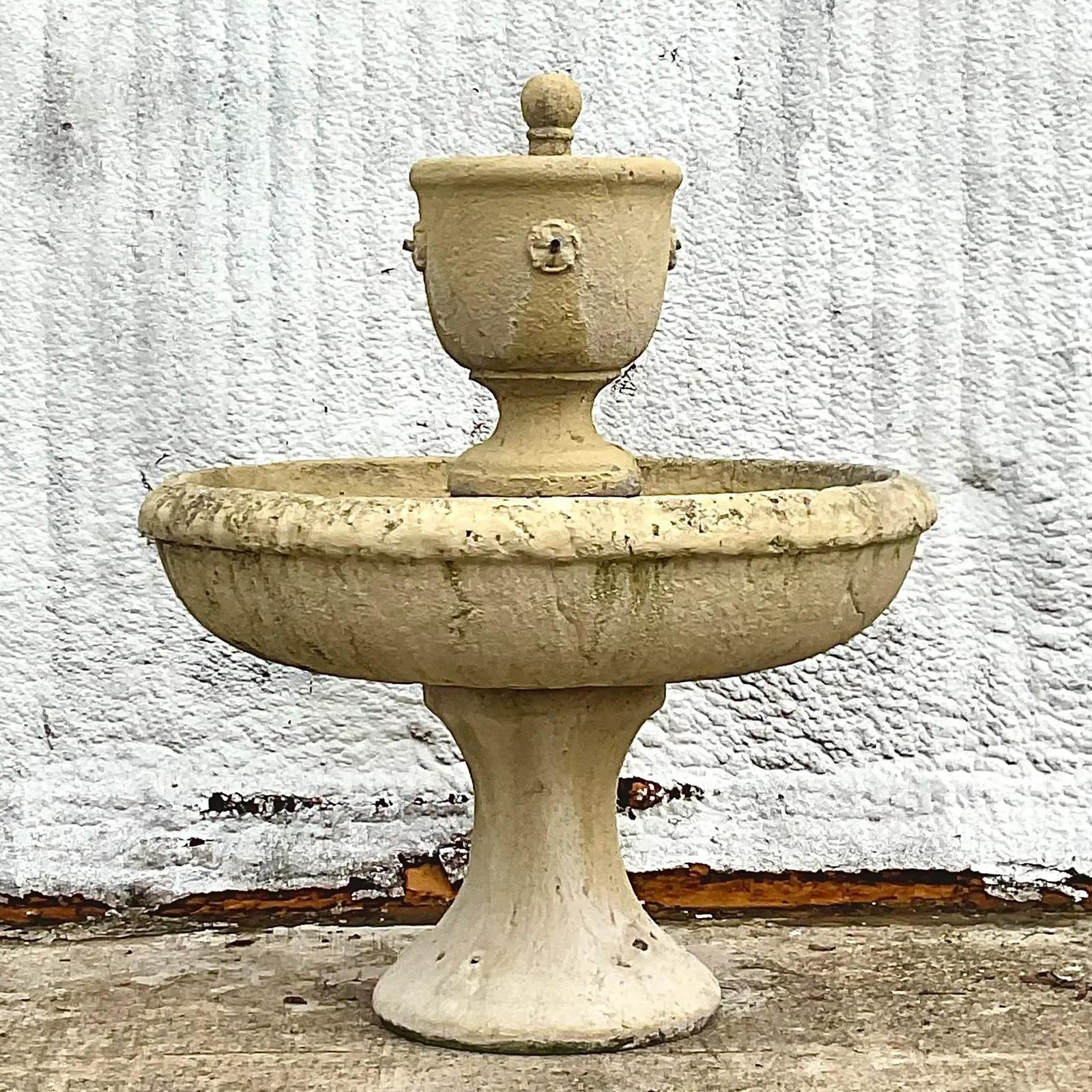Vintage Coastal Authentic Old Florida Concrete Fountain In Good Condition In west palm beach, FL