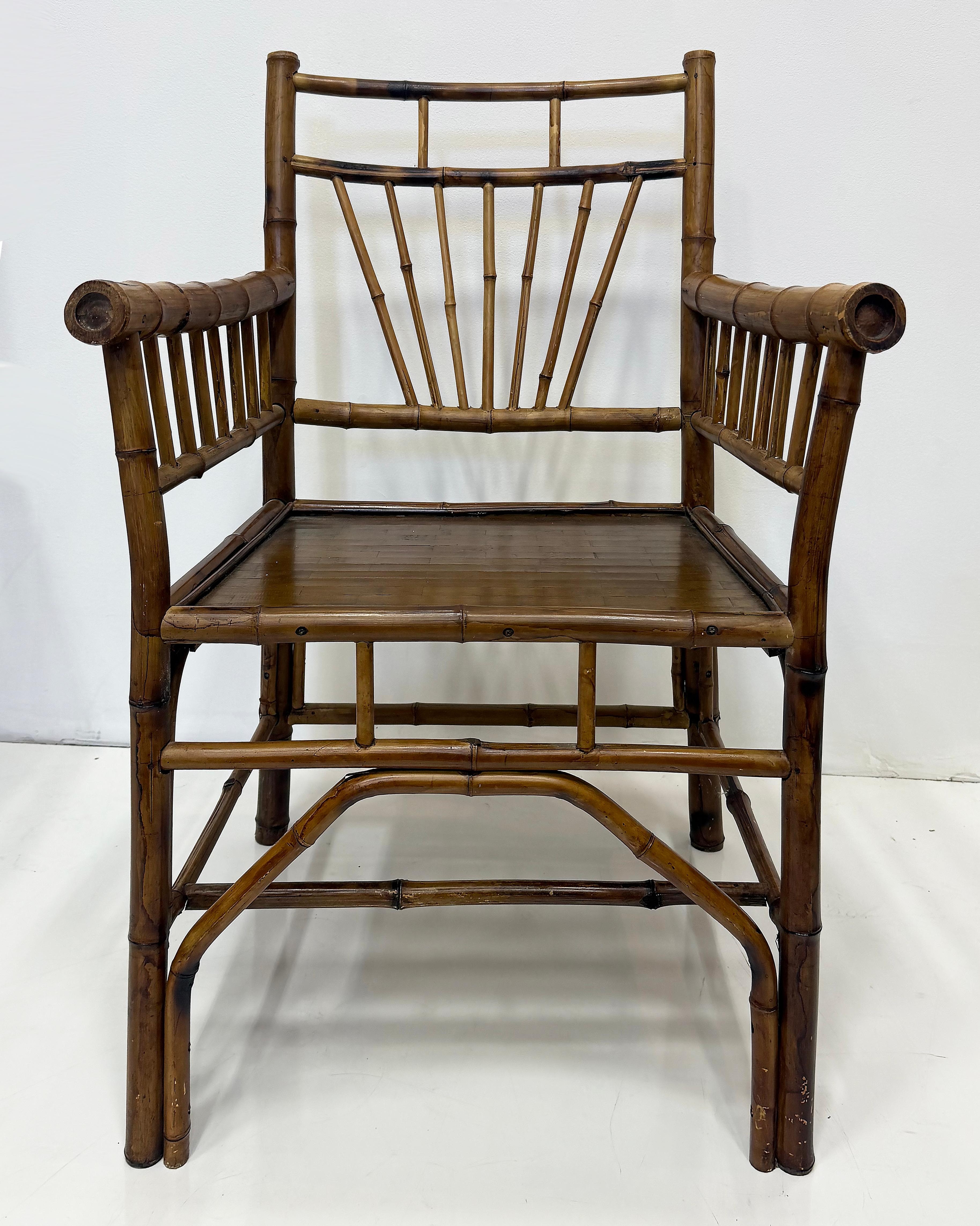 Paire de fauteuils vintage en bambou de la côte avec coussins libres en vente 6