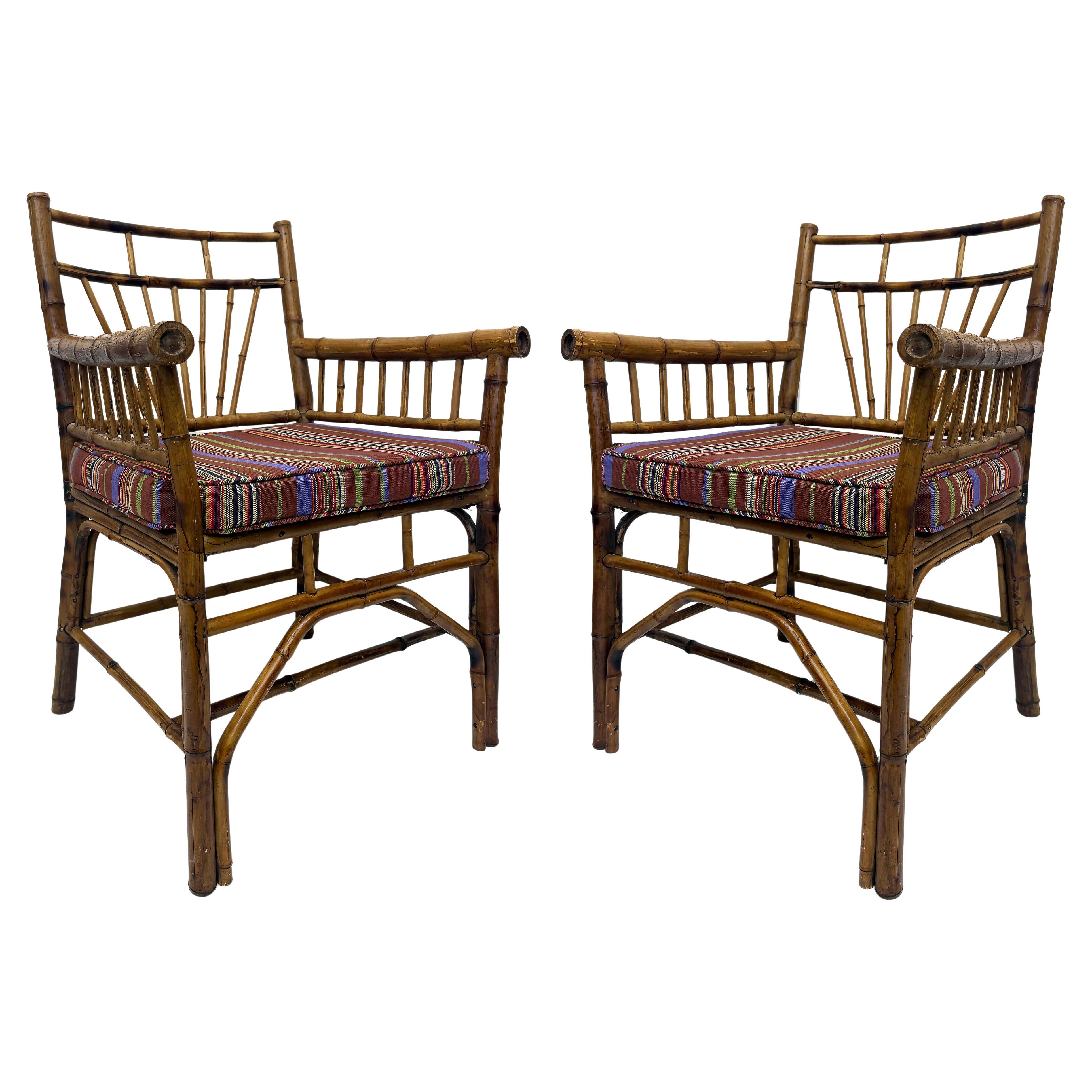 Paire de fauteuils vintage en bambou de la côte avec coussins libres