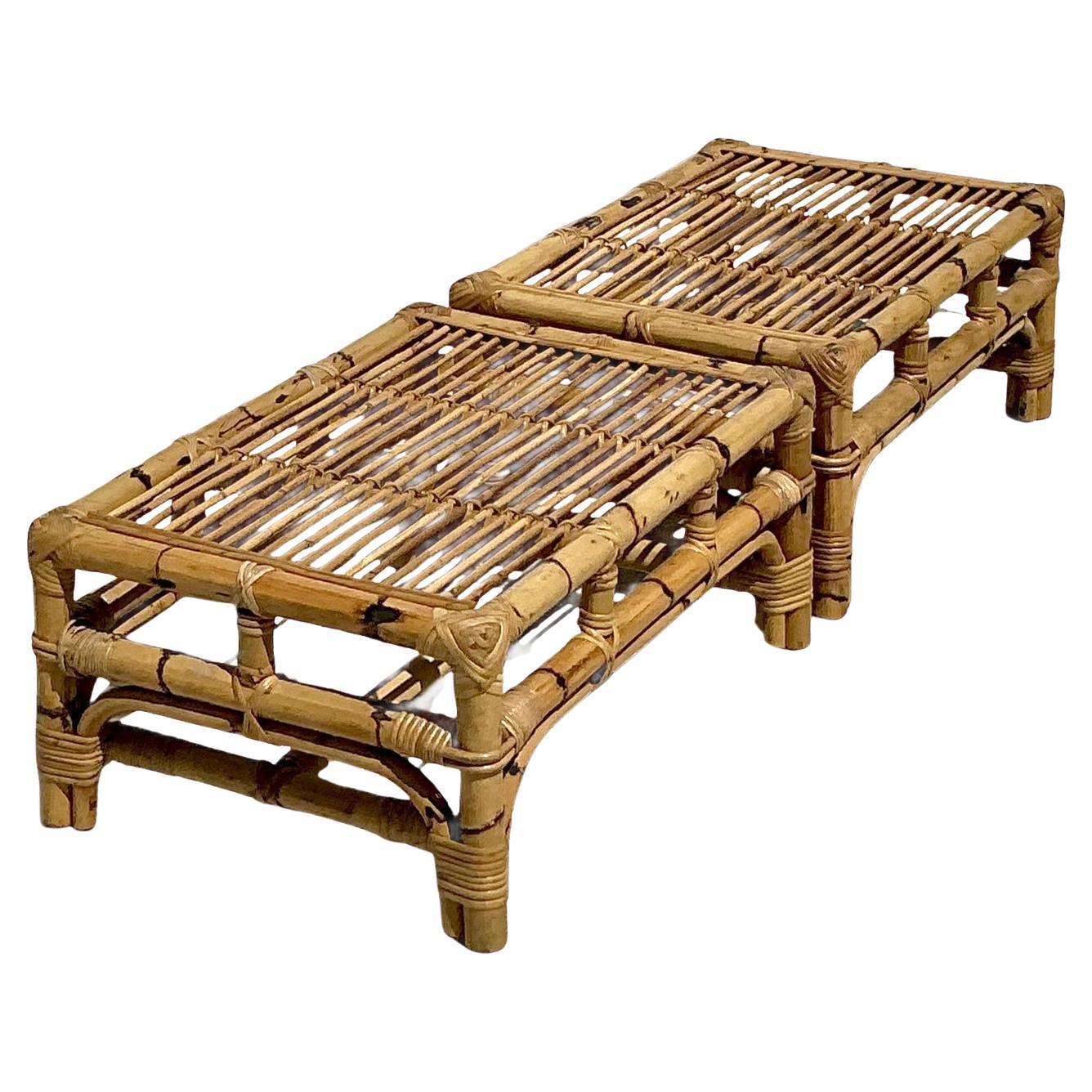Paire de tables basses vintage en bambou du littoral