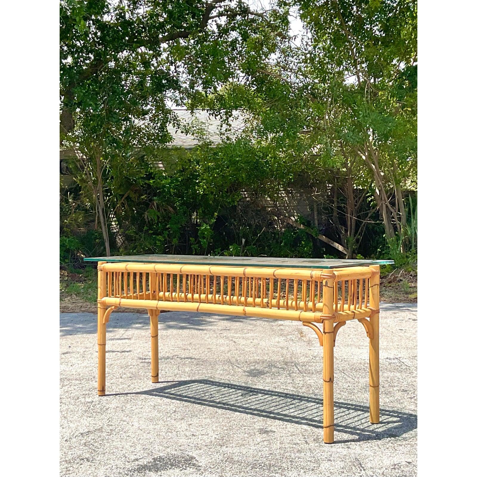 Vintage Coastal Bamboo Konsolentisch im Zustand „Gut“ im Angebot in west palm beach, FL