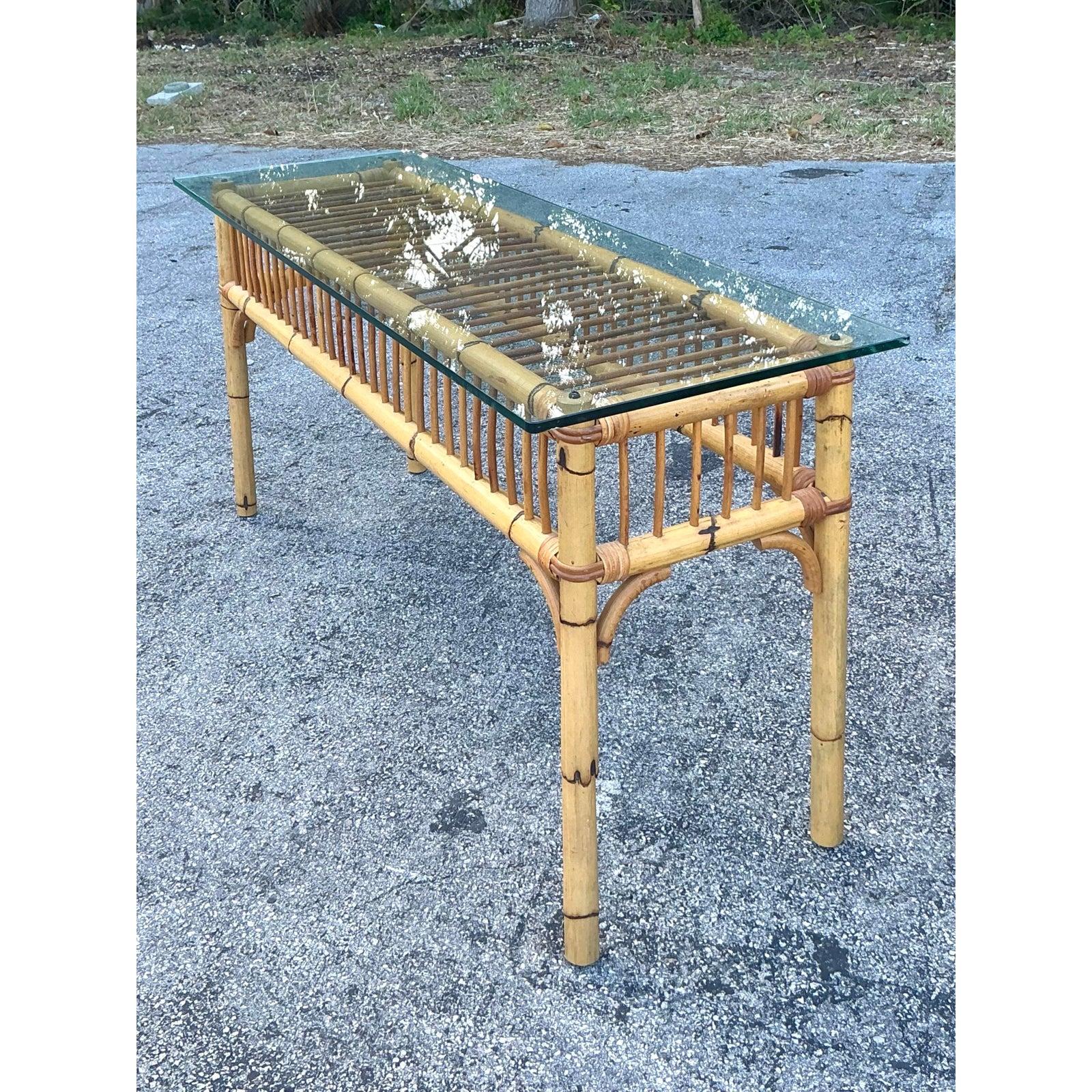 Vintage Coastal Bamboo Konsolentisch (20. Jahrhundert) im Angebot