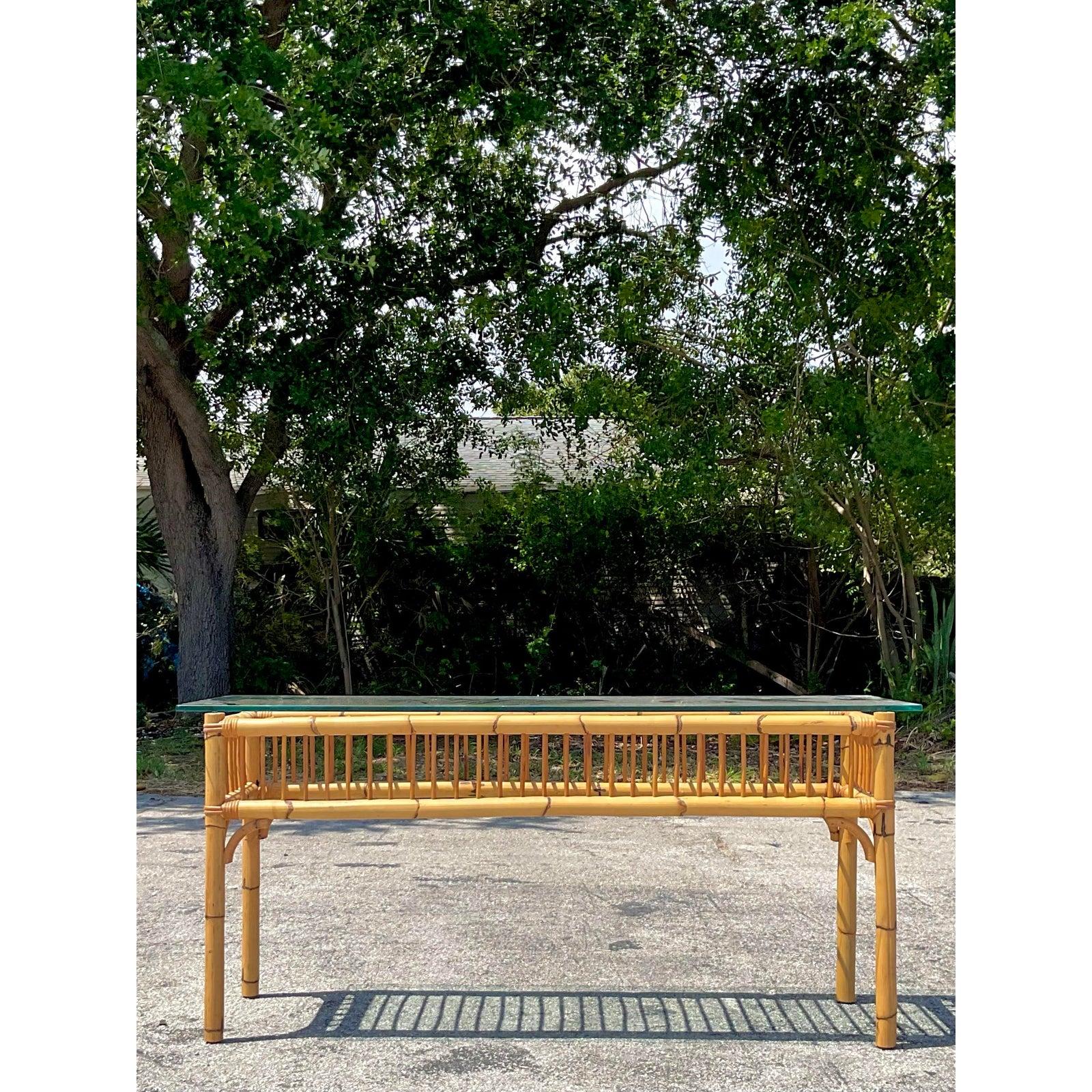 Vintage Coastal Bamboo Konsolentisch im Angebot 1