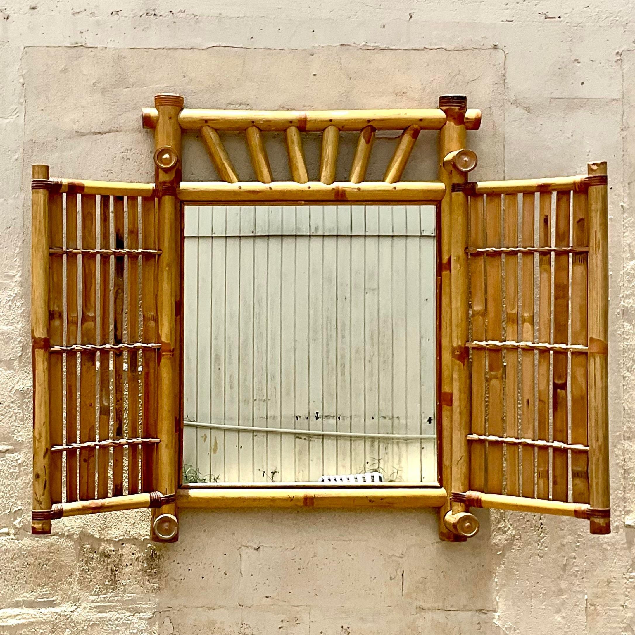 puerta espejo vintage