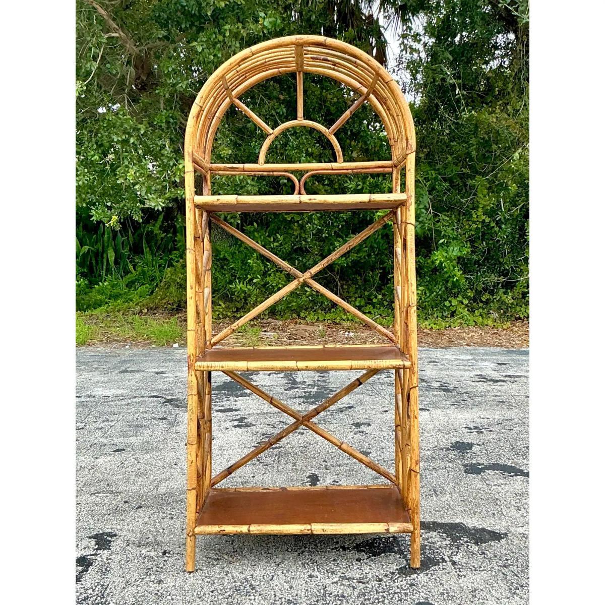 Filippino Etagere ad arco in rattan curvato Vintage By in vendita