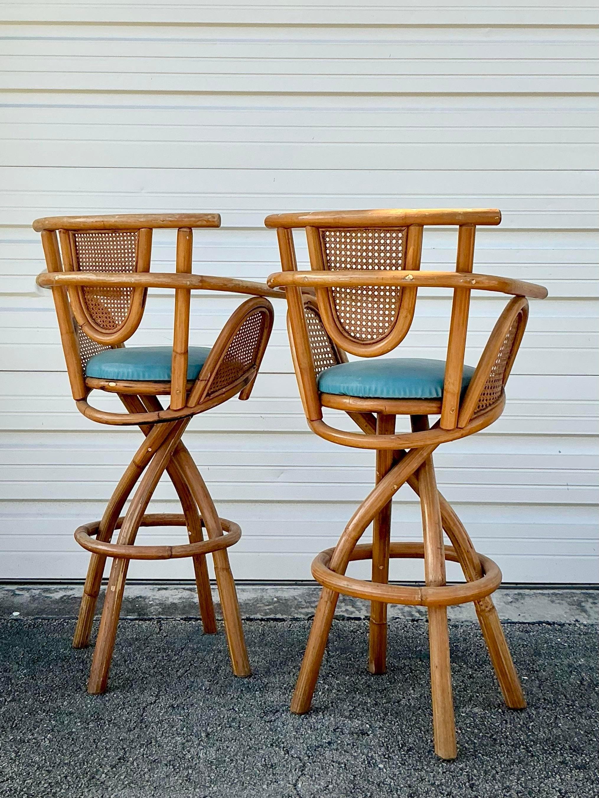 XX secolo Sgabelli da bar in rattan piegato Vintage By - Set di 2 in vendita