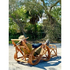 Chaise longue vintage de ratán curvado costero