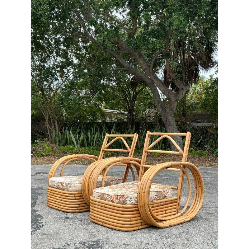 XX secolo Sedie da salotto a cerchio in rattan curvato Vintage By - Una coppia in vendita