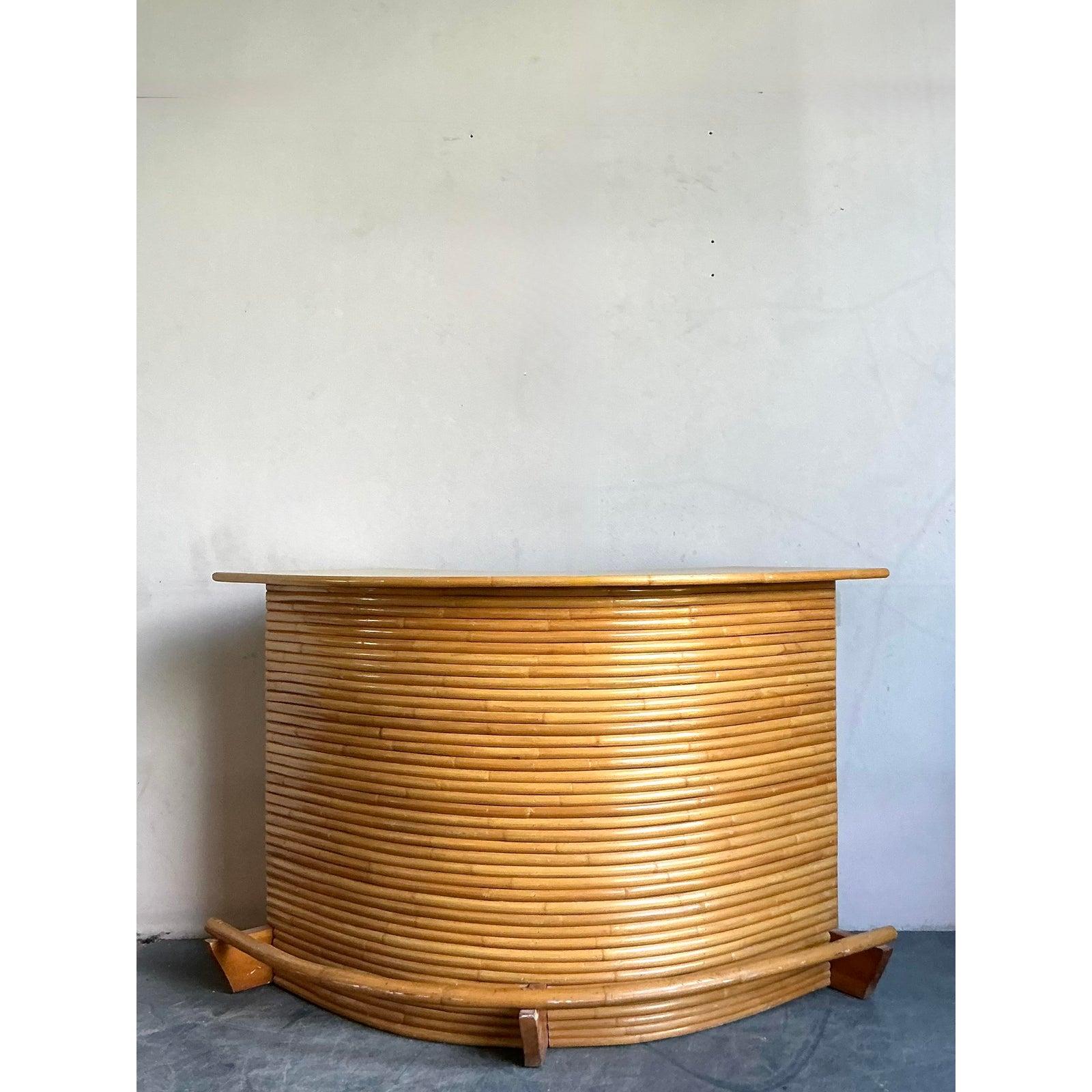 Vintage Coastal Bent Rattan Dry Bar With Three Coordinating Stools - Set of 4 For Sale 2