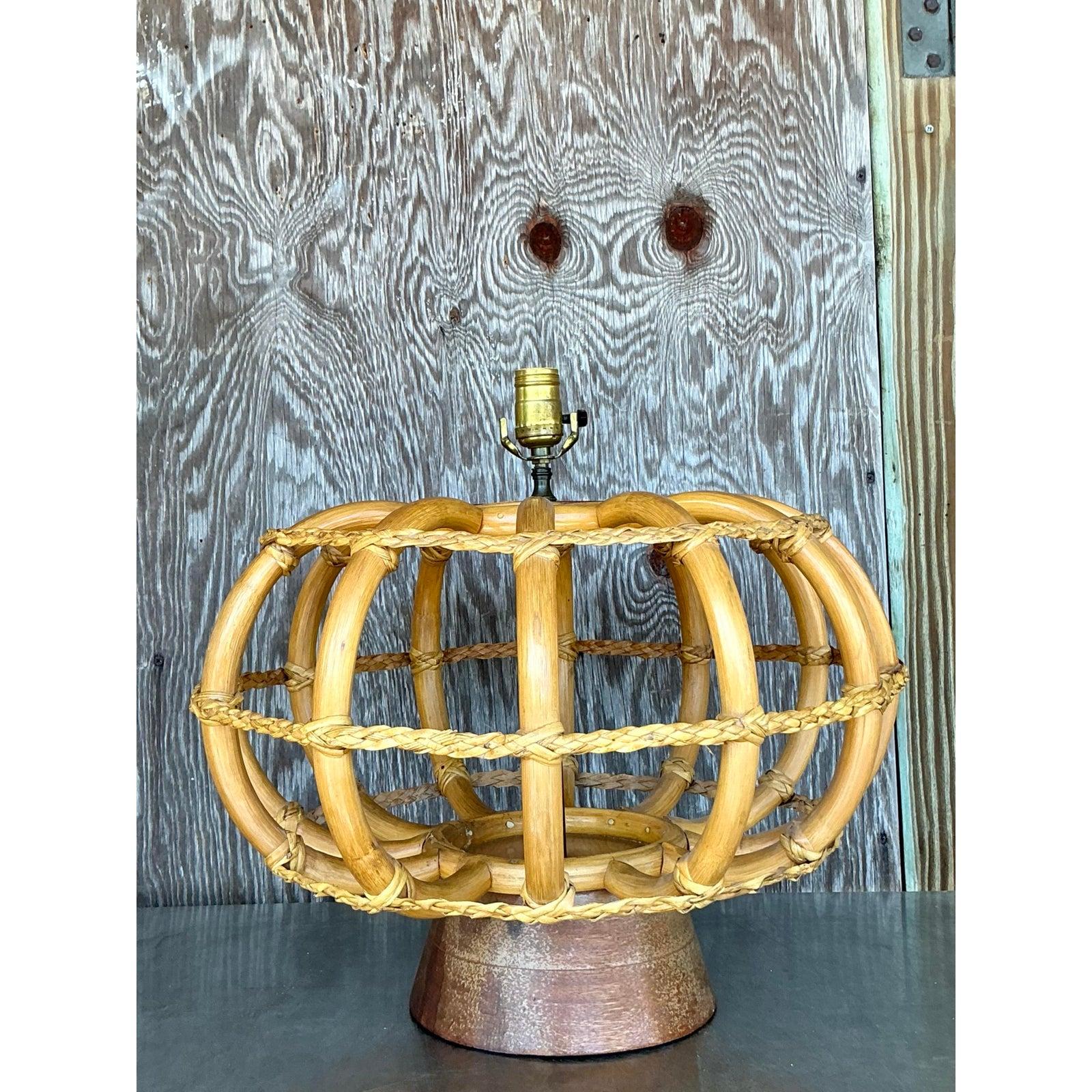 20ième siècle Lampe vintage en rotin courbé en vente