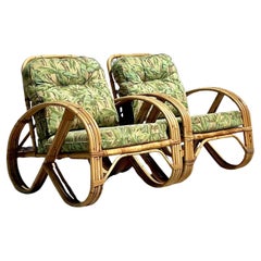 Vintage Coastal Bent Rattan Lounge Chairs - Ein Paar
