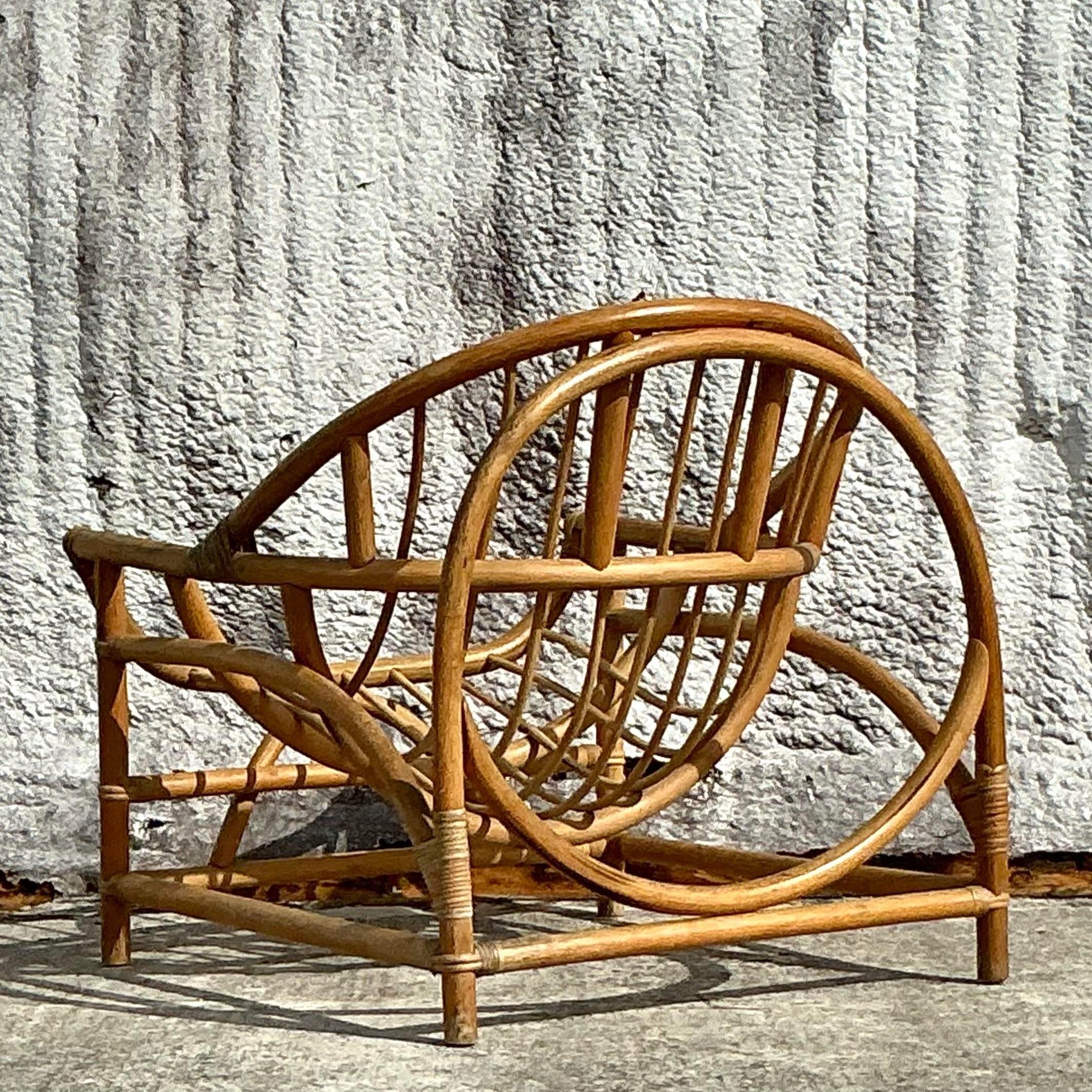 Vintage Coastal Bent Rattan Sofa und Stuhl - 2er Set im Zustand „Gut“ im Angebot in west palm beach, FL