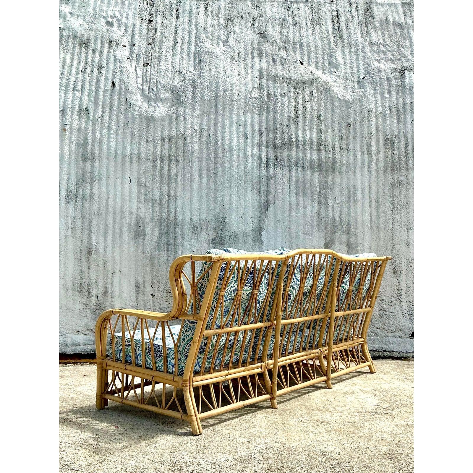 Canapé vintage en rotin courbé en vente 2