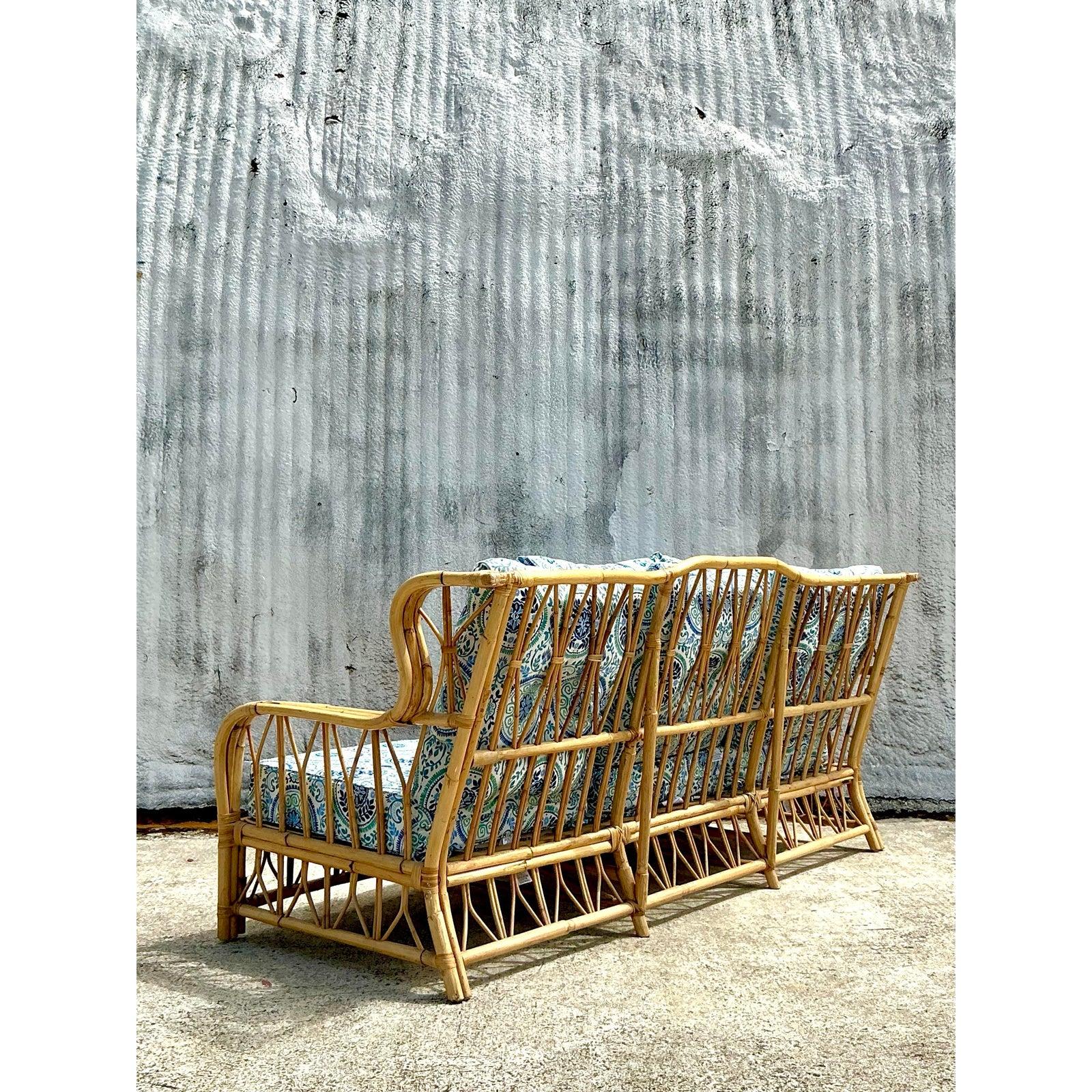Canapé vintage en rotin courbé en vente 3