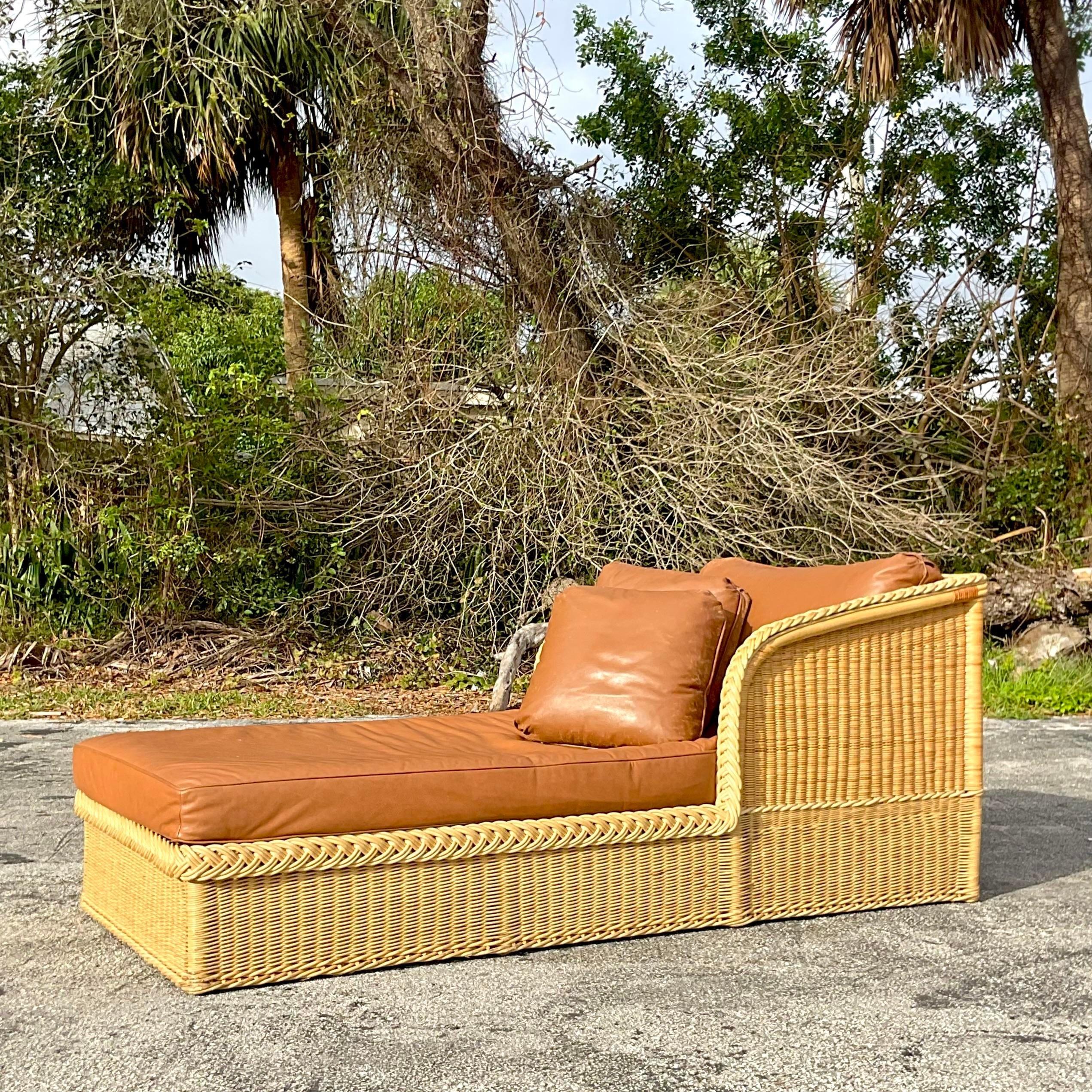 Vintage Coastal Bielecky Brothers Braided Rattan and Leather Chaise Lounge For Sale 2