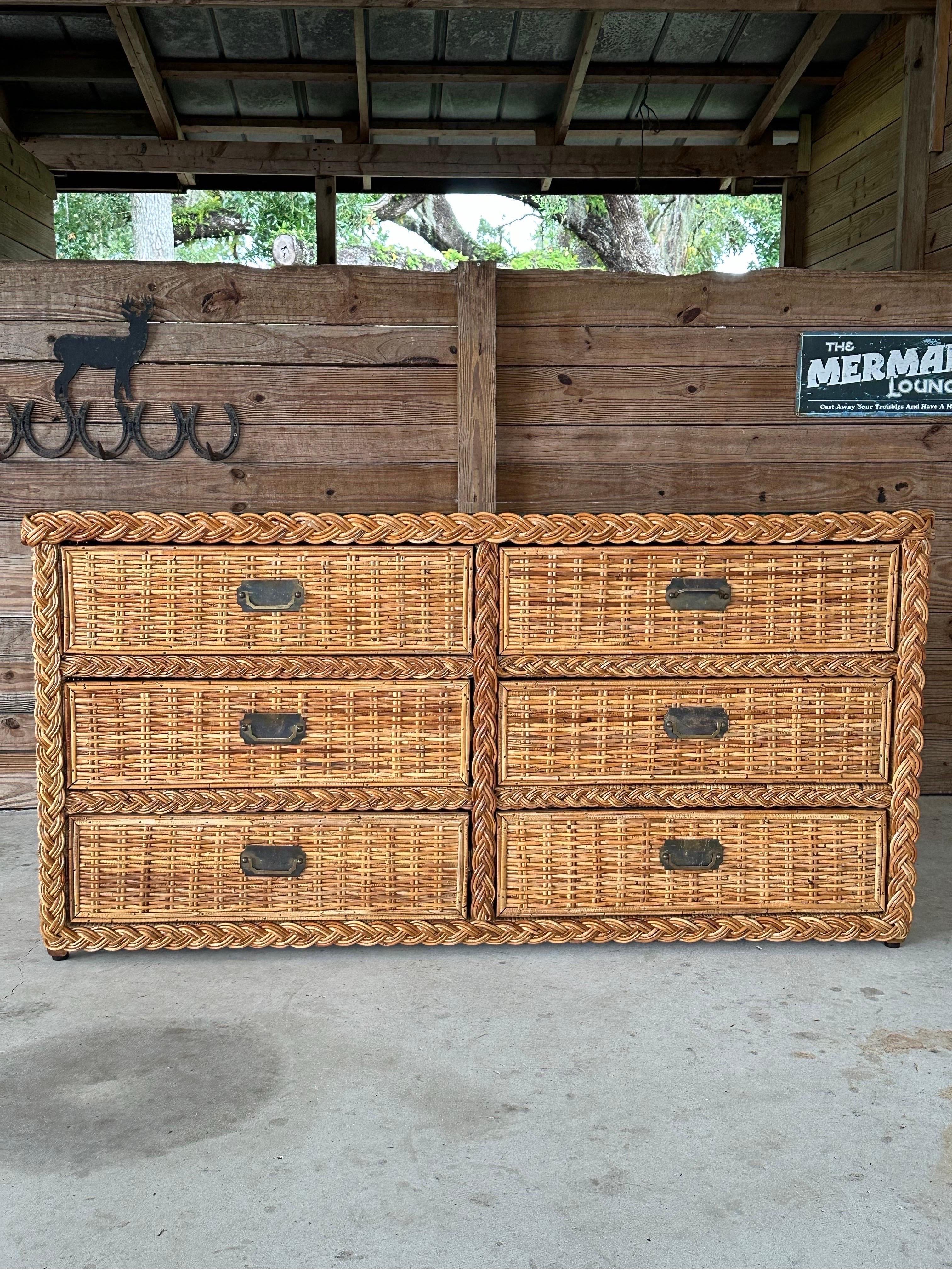Legno Vintage boho costiero Rifinito Grande Intreccio Rattan Sei Cassetti Comò