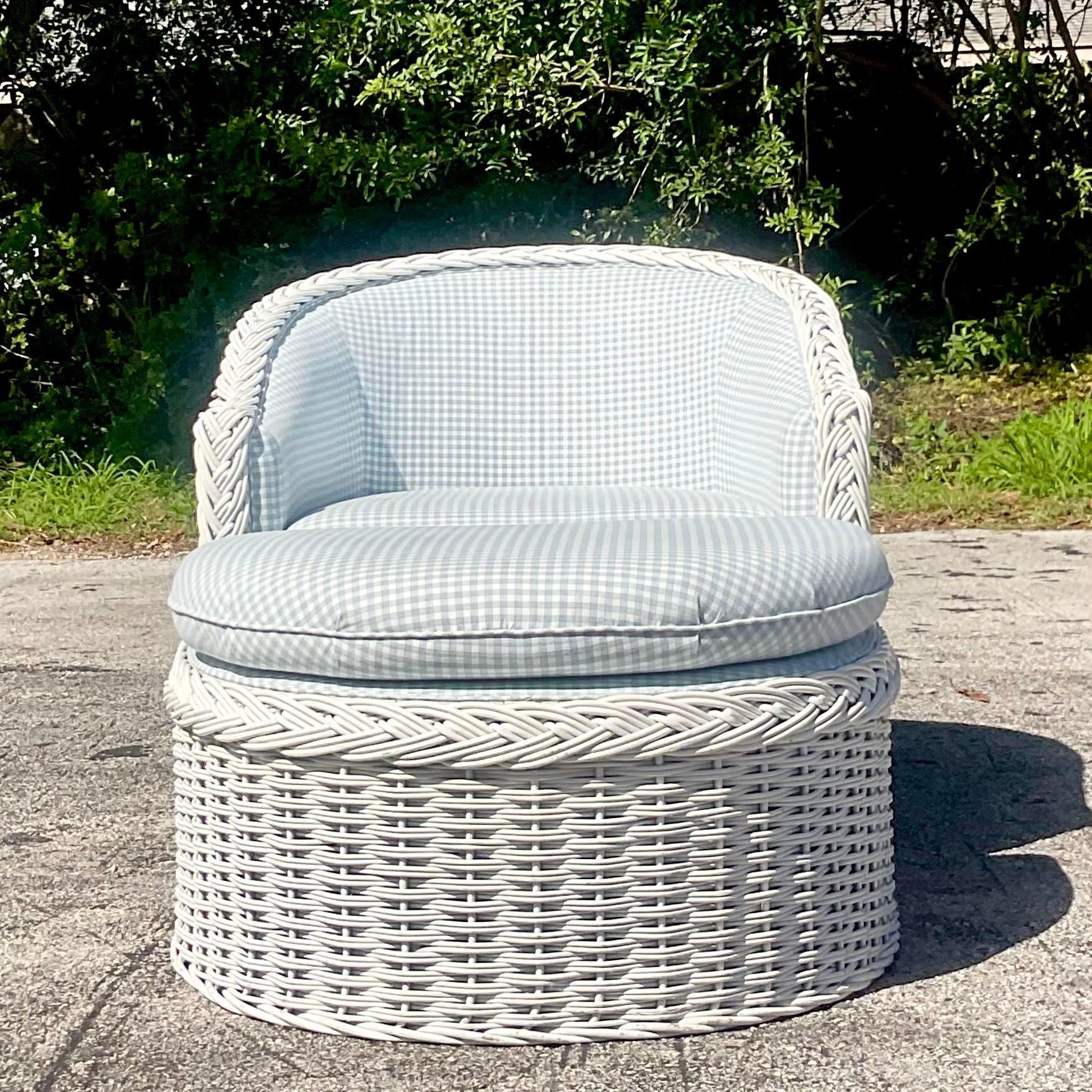 coastal chair with ottoman