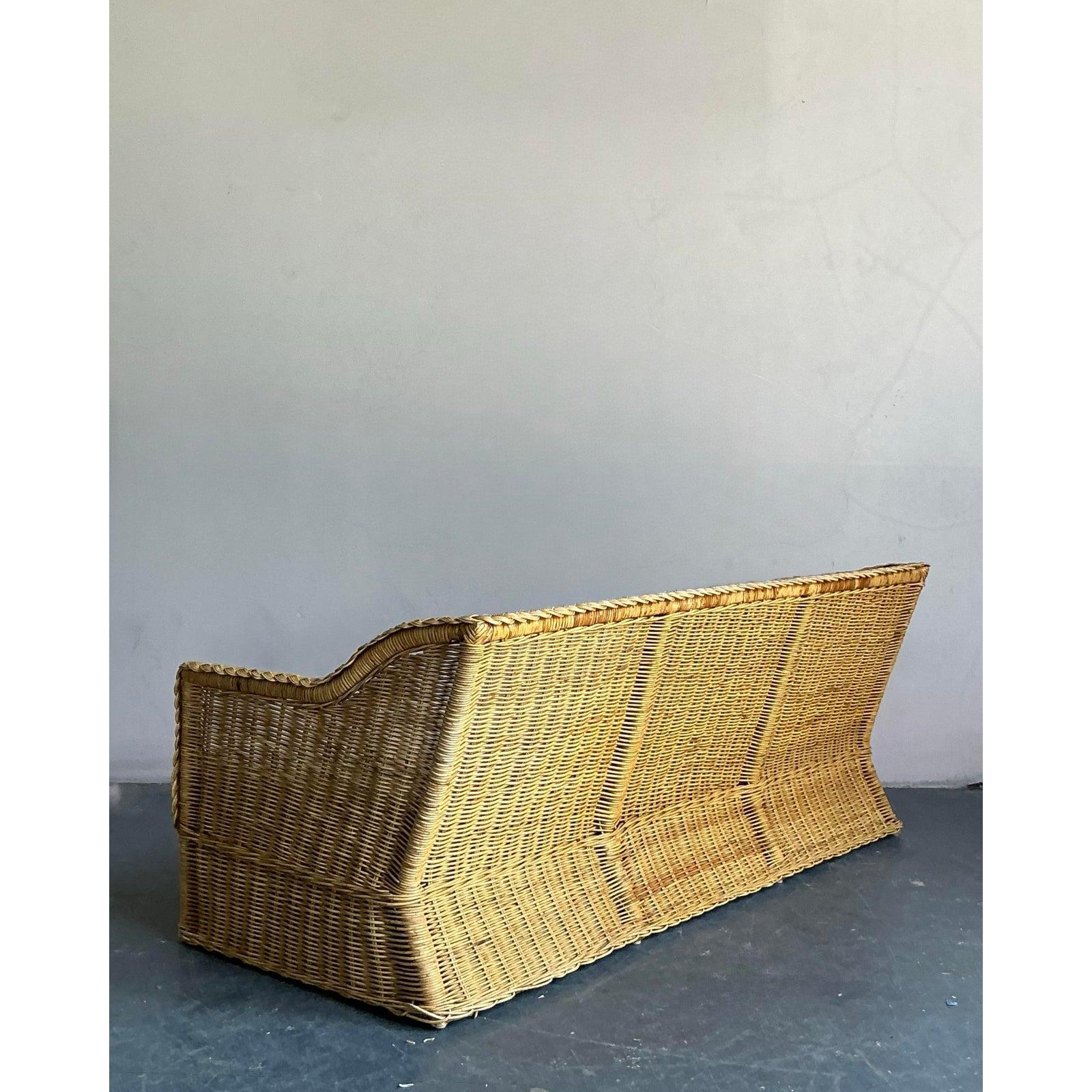 Vintage Coastal Braided Rattan Loveseat In Good Condition For Sale In West Palm Beach, FL