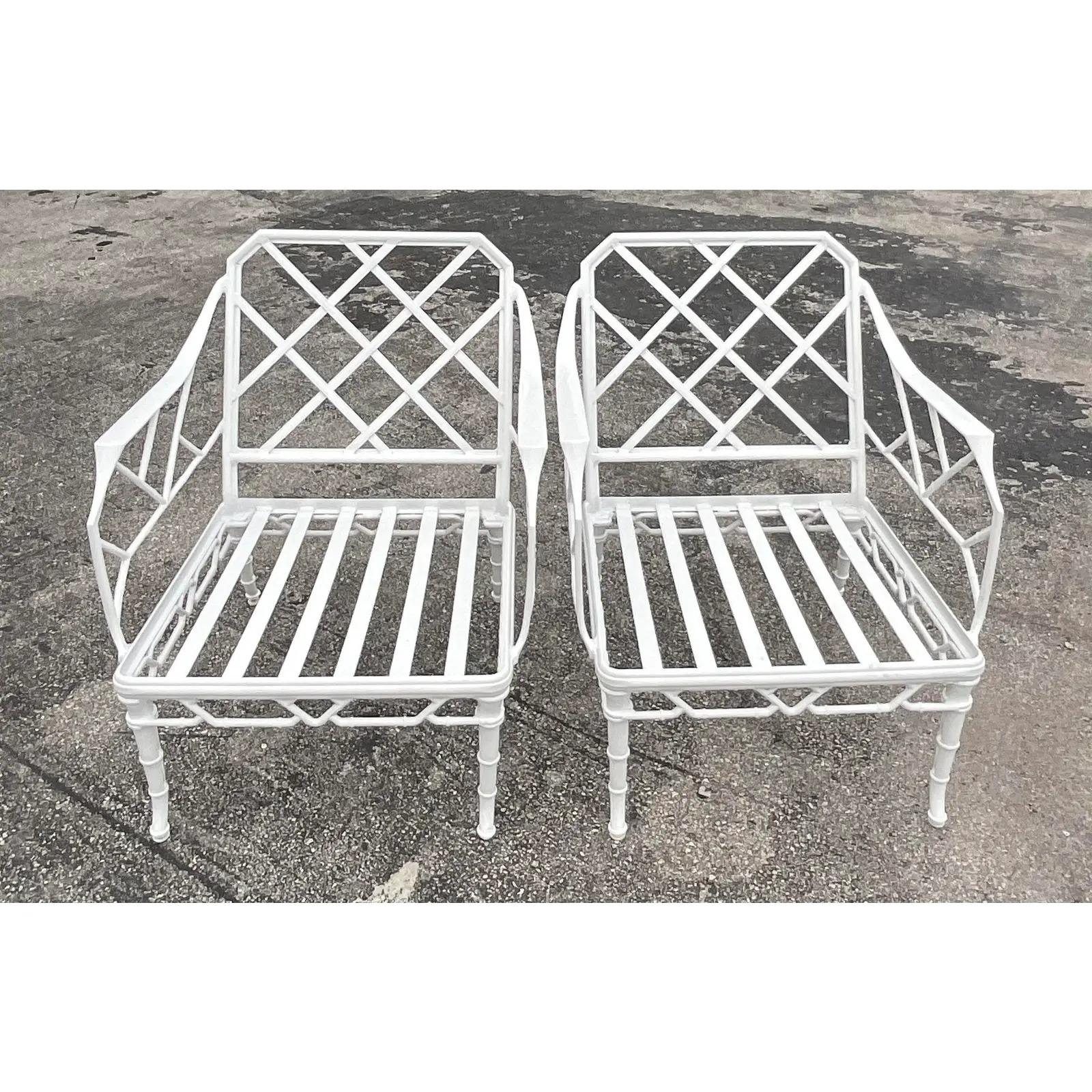 Vintage Coastal Brown Jordan Calcutta Lounge Chairs, Pair In Good Condition In west palm beach, FL