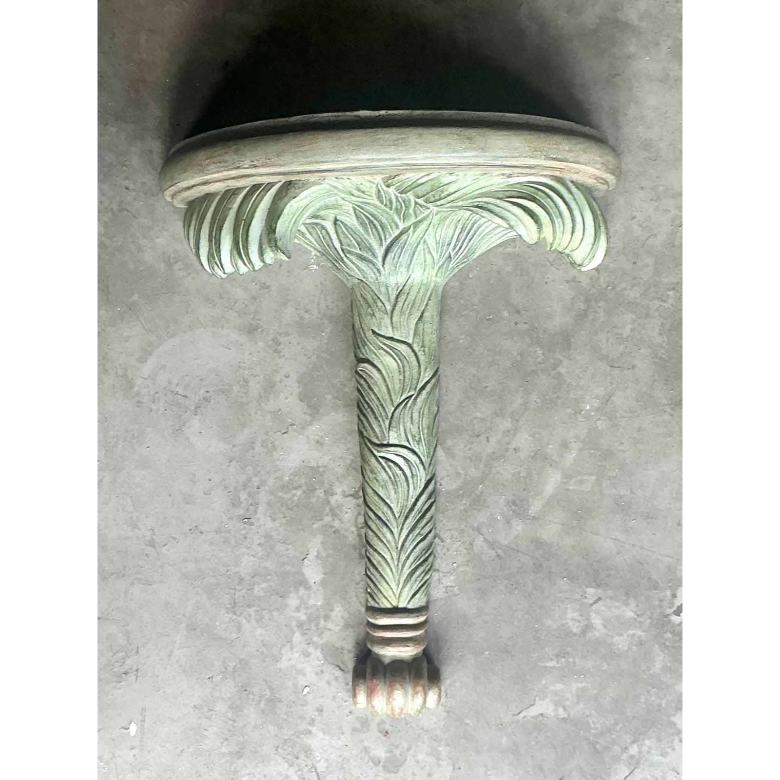 Vintage Coastal geschnitzt Palm Frond Halterung (20. Jahrhundert) im Angebot