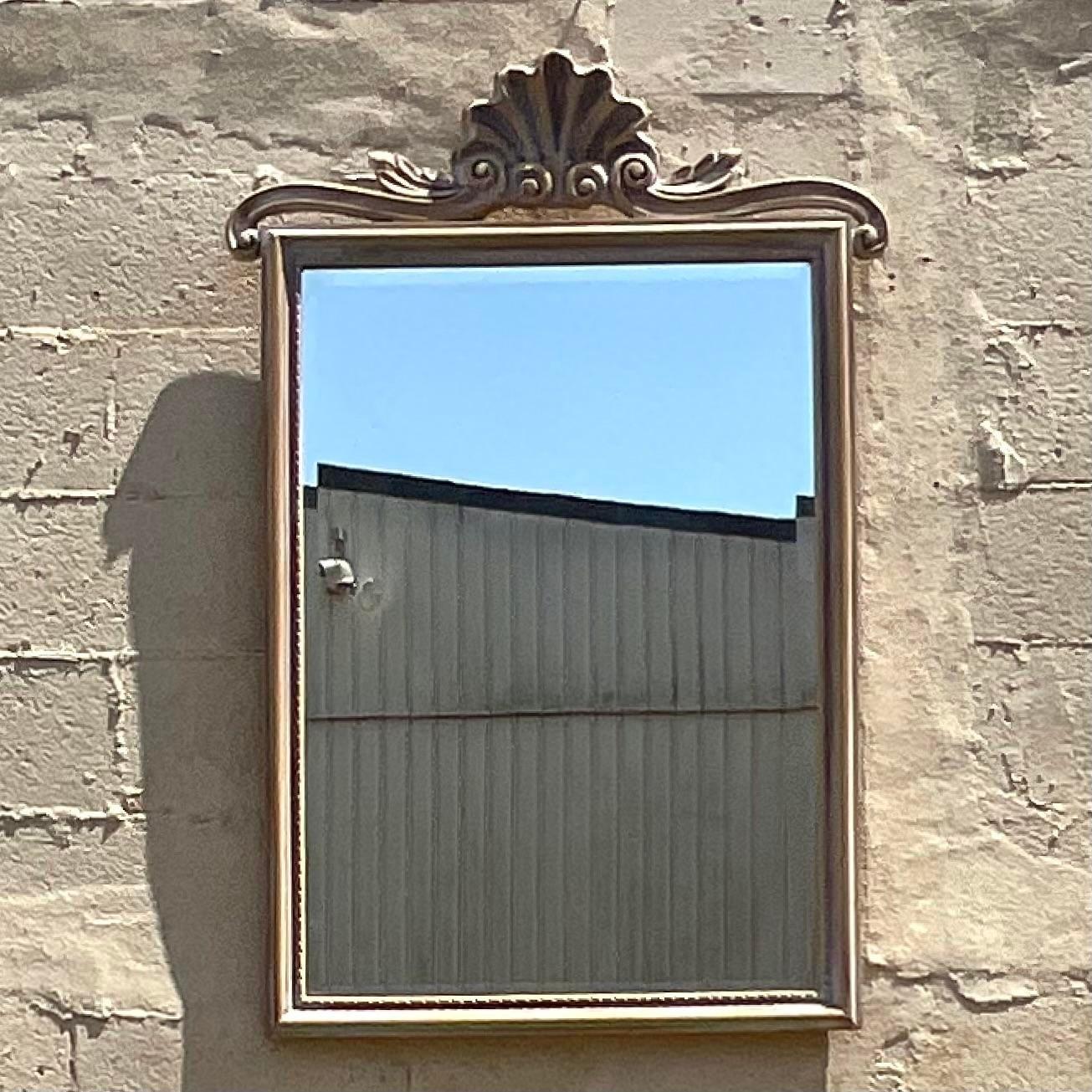 Miroir vintage en forme de coquillage sculpté Bon état - En vente à West Palm Beach, FL