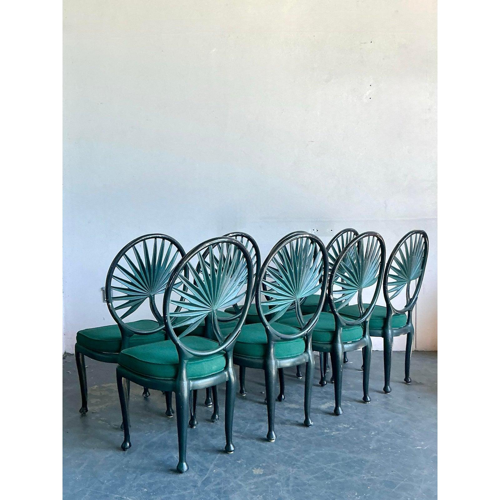 Americano Sedia da pranzo a forma di fronda di palma in alluminio fuso vintage - set da 8 in vendita