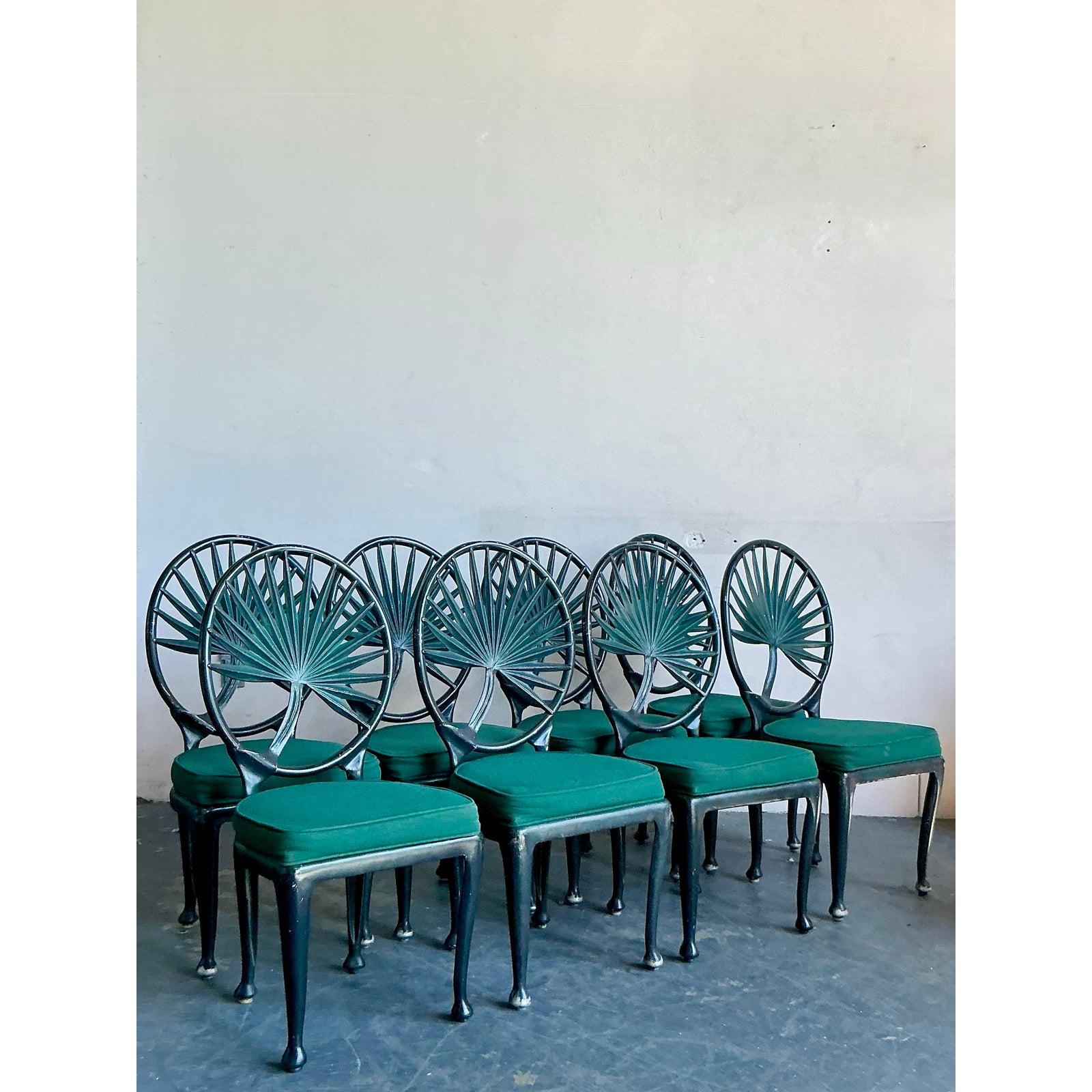 XX secolo Sedia da pranzo a forma di fronda di palma in alluminio fuso vintage - set da 8 in vendita