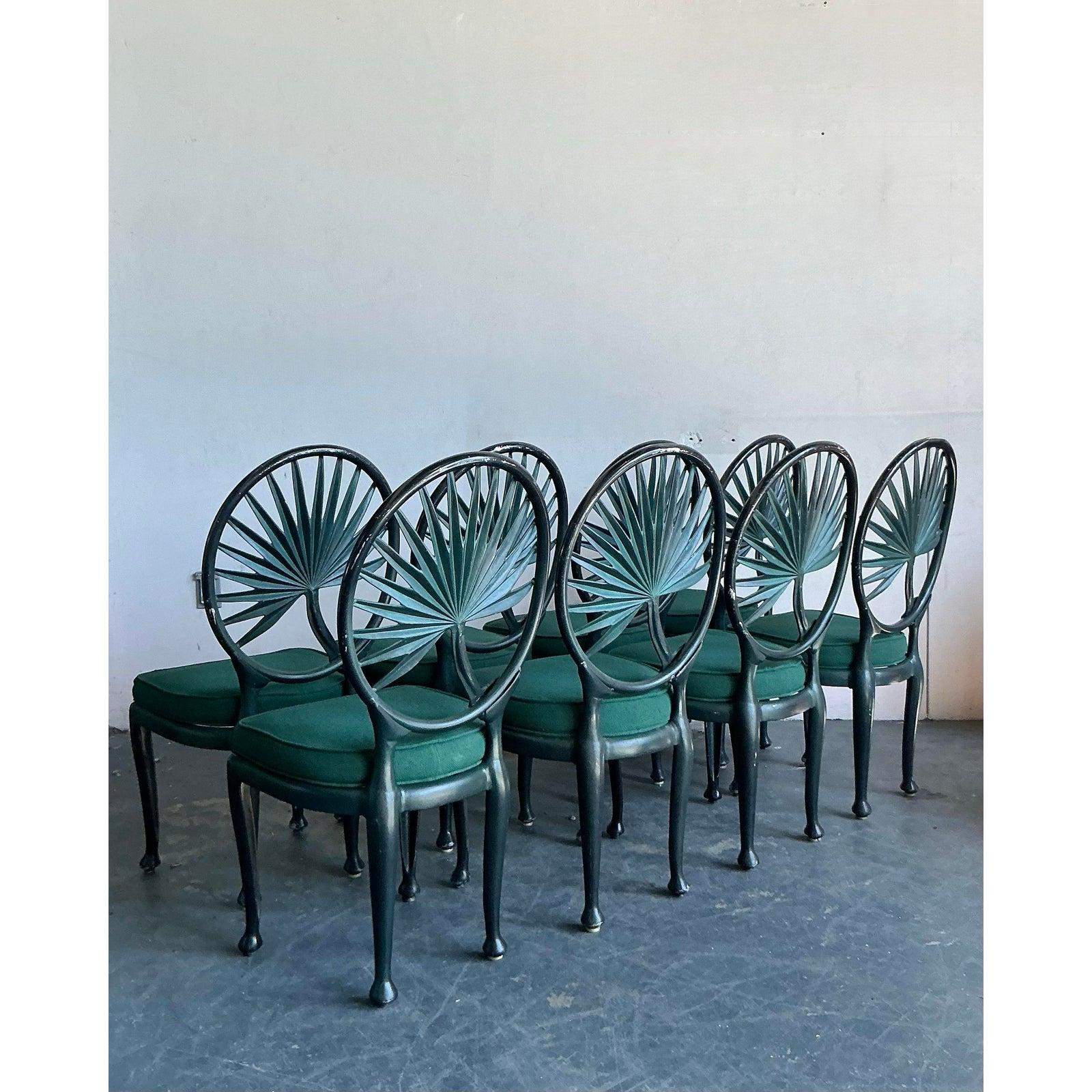 Alluminio Sedia da pranzo a forma di fronda di palma in alluminio fuso vintage - set da 8 in vendita