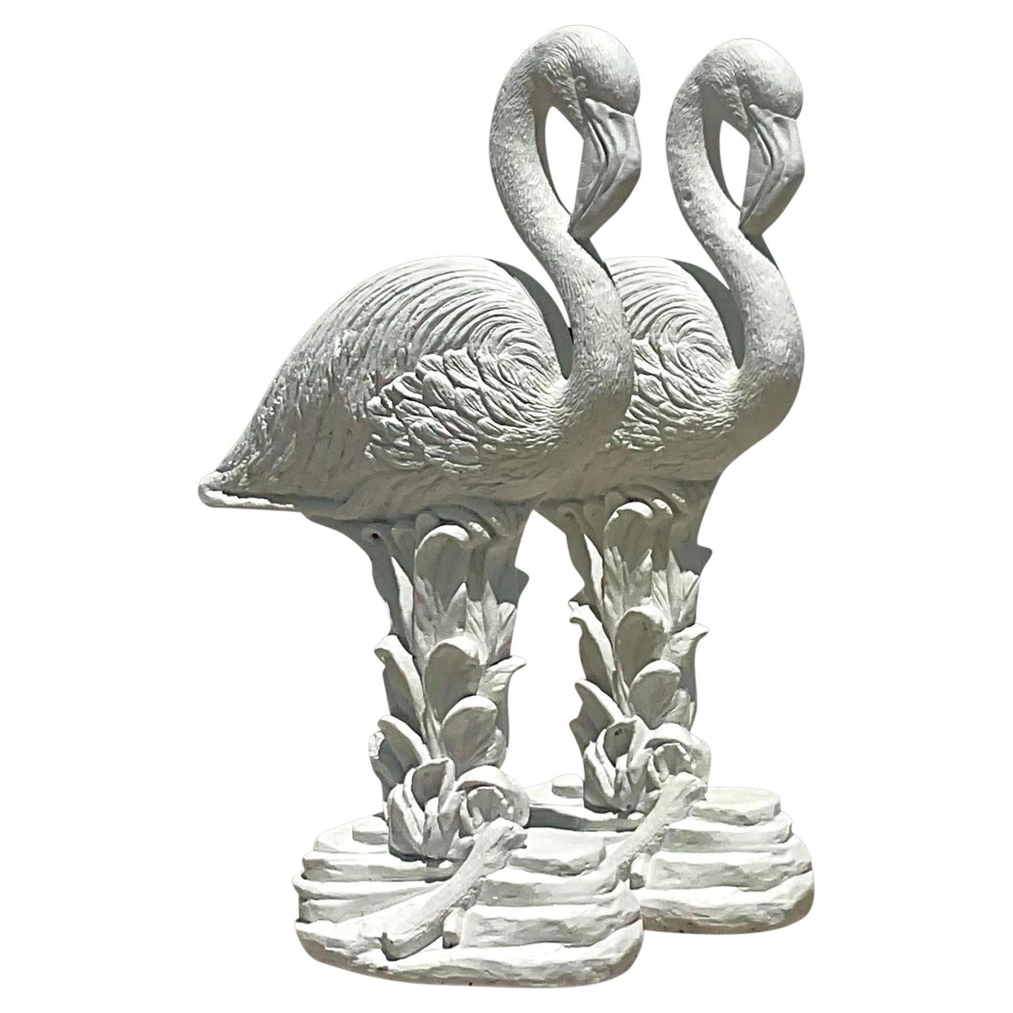 Vintage Coastal Cast Concrete Flamingos - ein Paar im Angebot