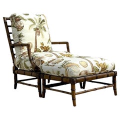 Ensemble chaise longue et ottoman en bambou sculpté Vintage Coastal Century