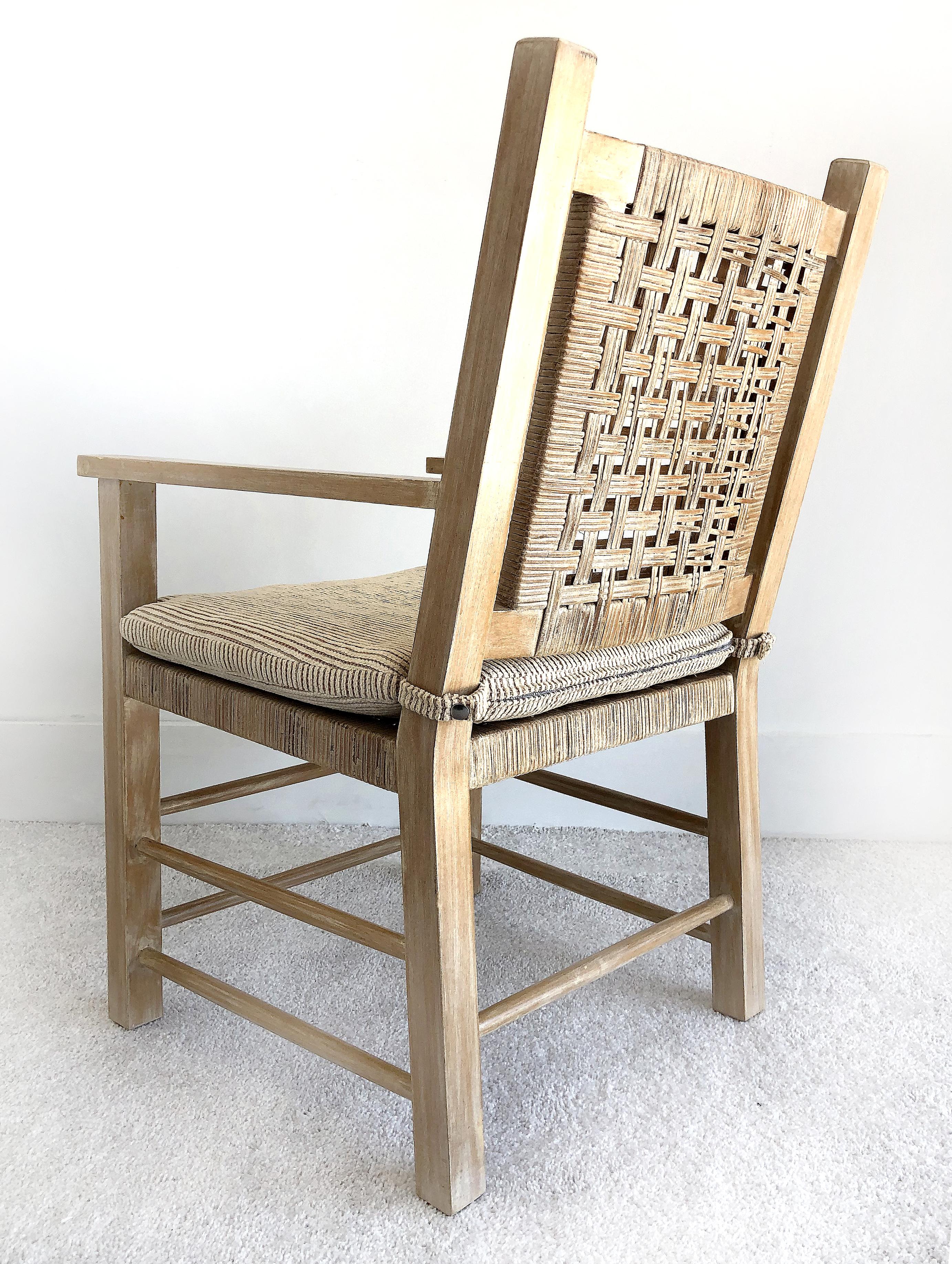 20ième siècle Vieilles chaises côtières attribuées à Kreiss Furniture:: 1 paire