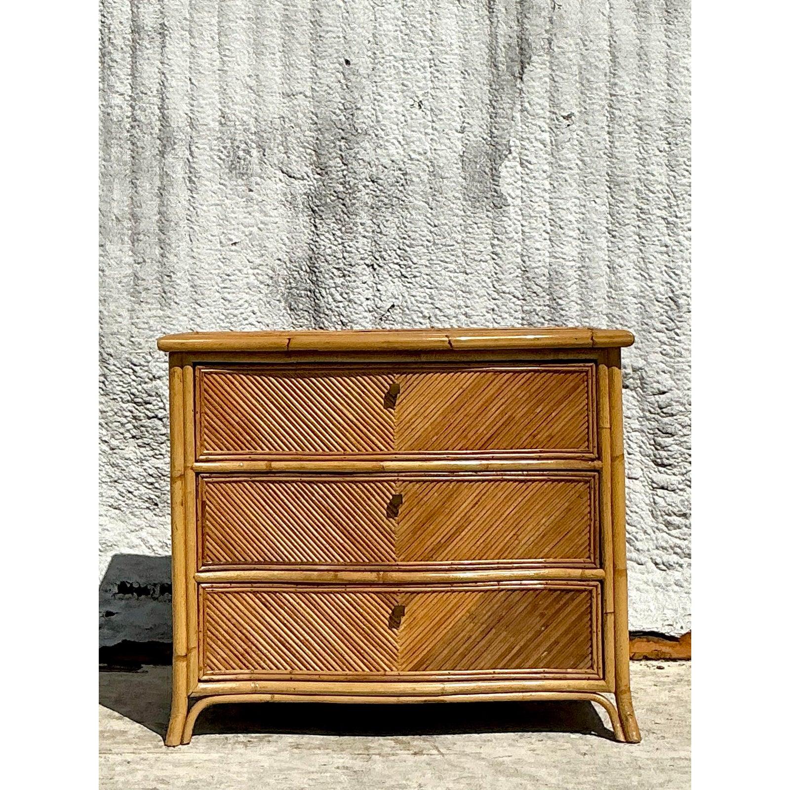 Vintage Coastal Chevron Pencil Reed Chest of Drawers In Good Condition In West Palm Beach, FL
