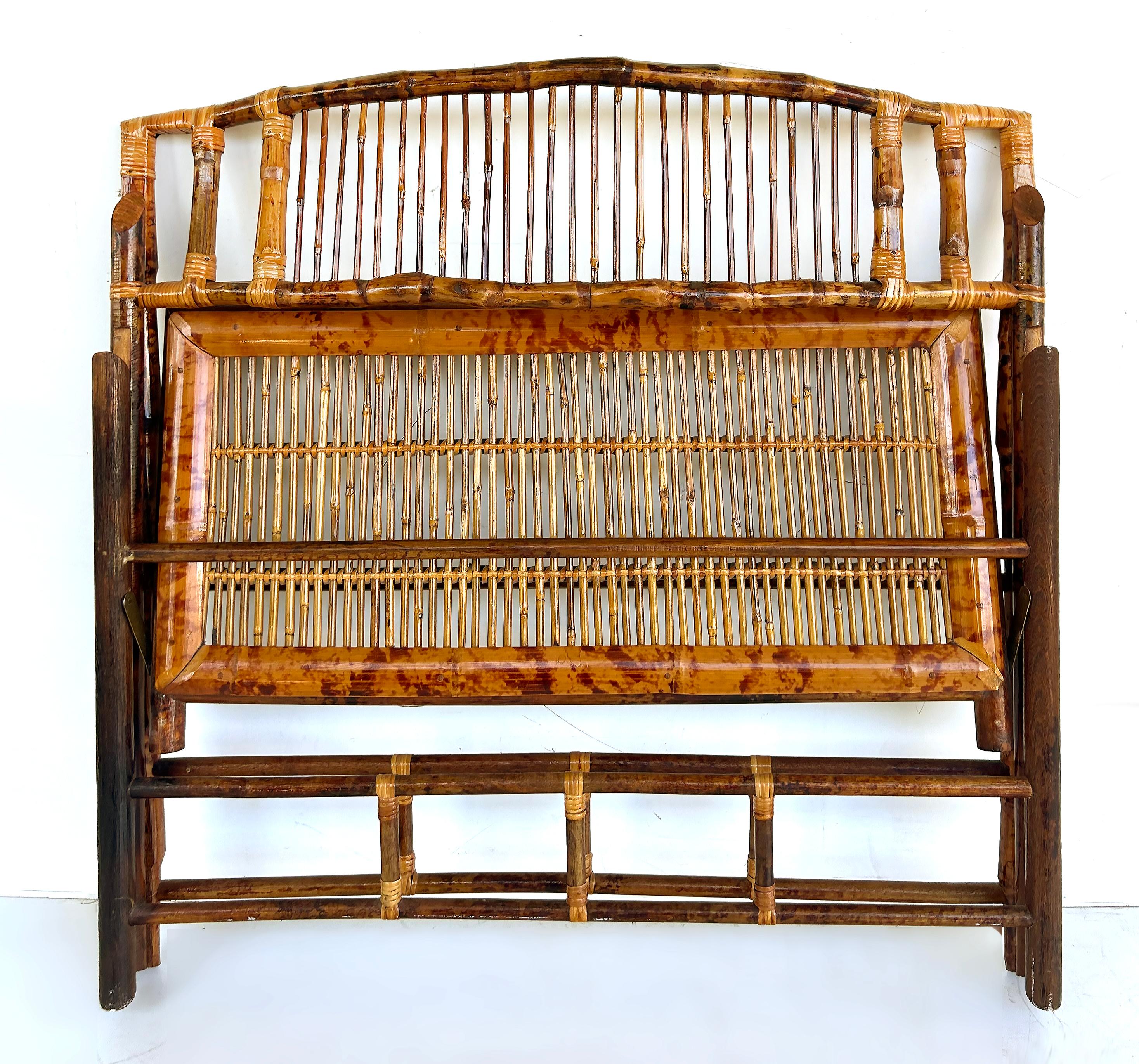 Vintage Coastal Chic Rattan, Reed Folding Bench, Rich Patina, Well-constructed 6