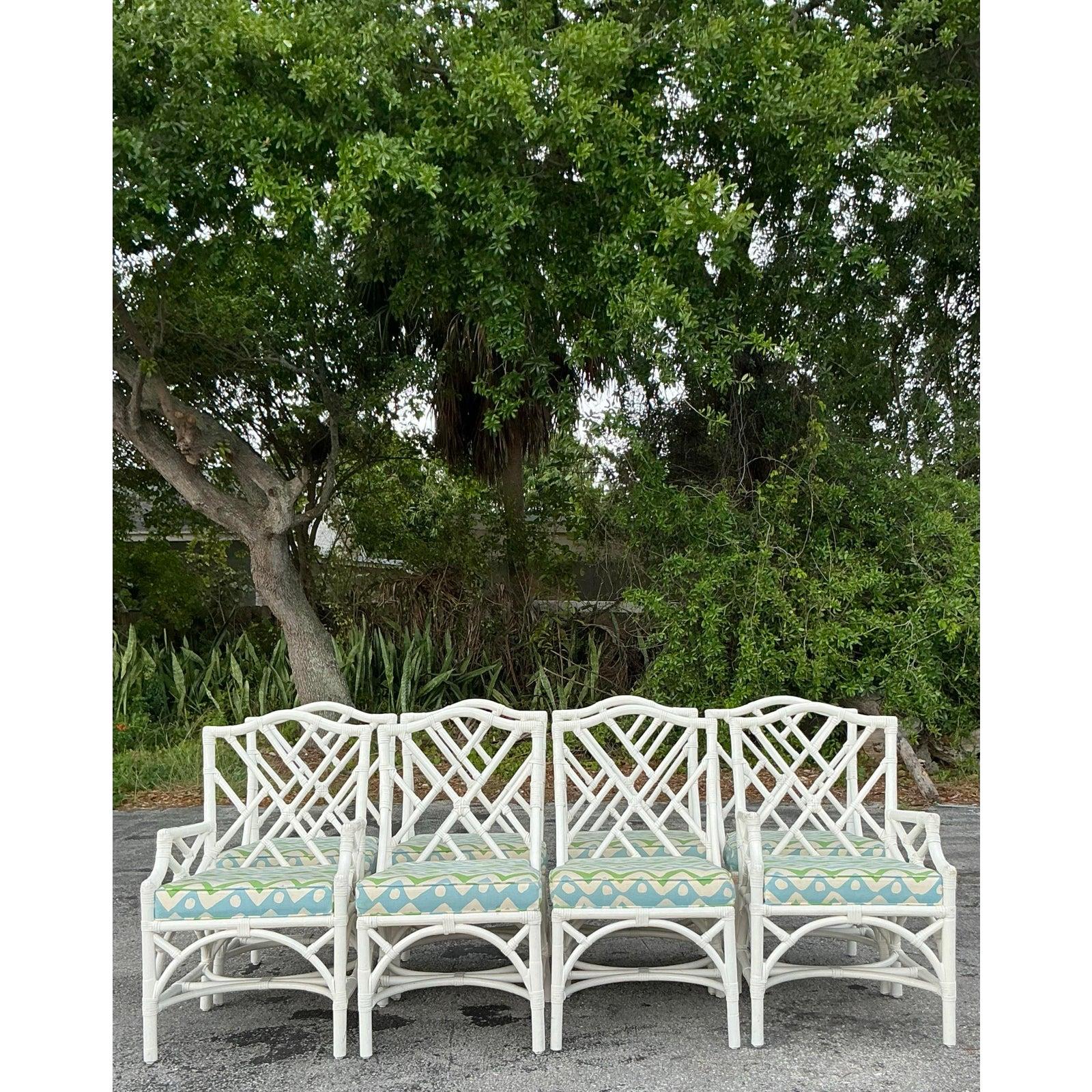 20ième siècle Chaises de salle à manger vintage en rotin Chippendale de Chine du Sud - Lot de 8 en vente
