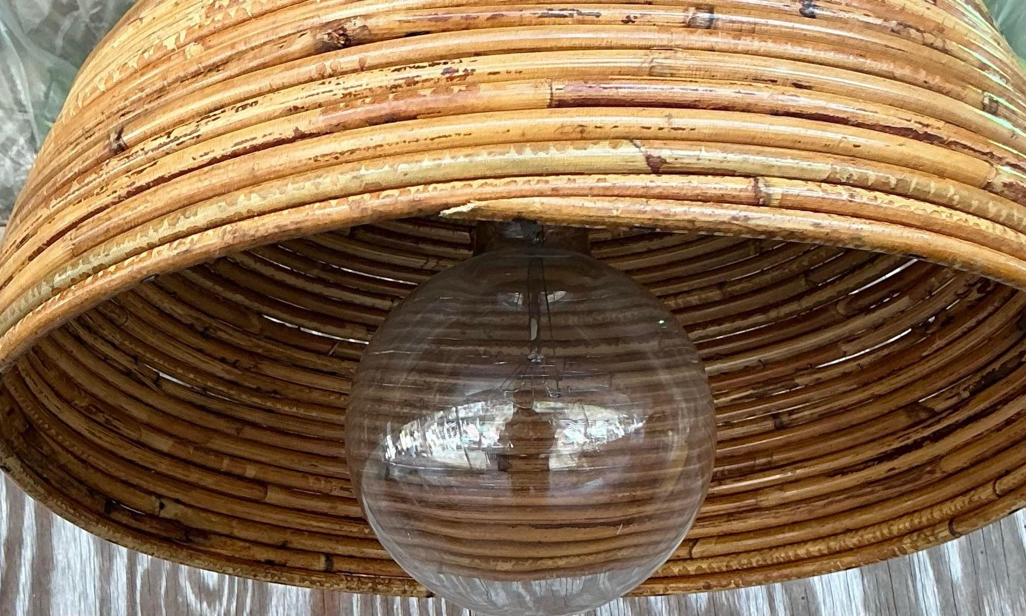 Ciondolo a spirale costiero vintage a forma di matita in vendita 1