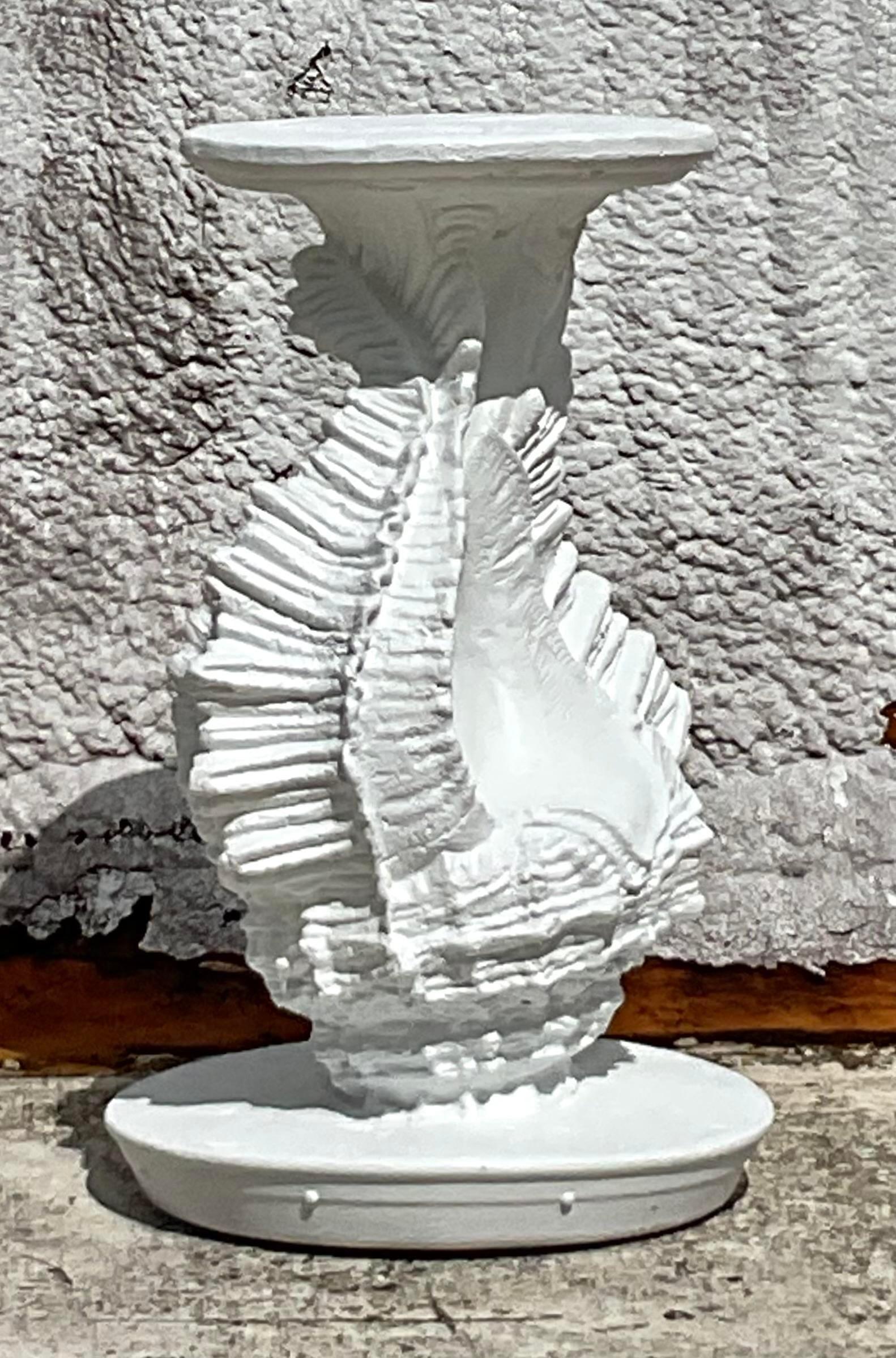 Vintage Coastal Conch Shell Pedestal In Good Condition For Sale In west palm beach, FL