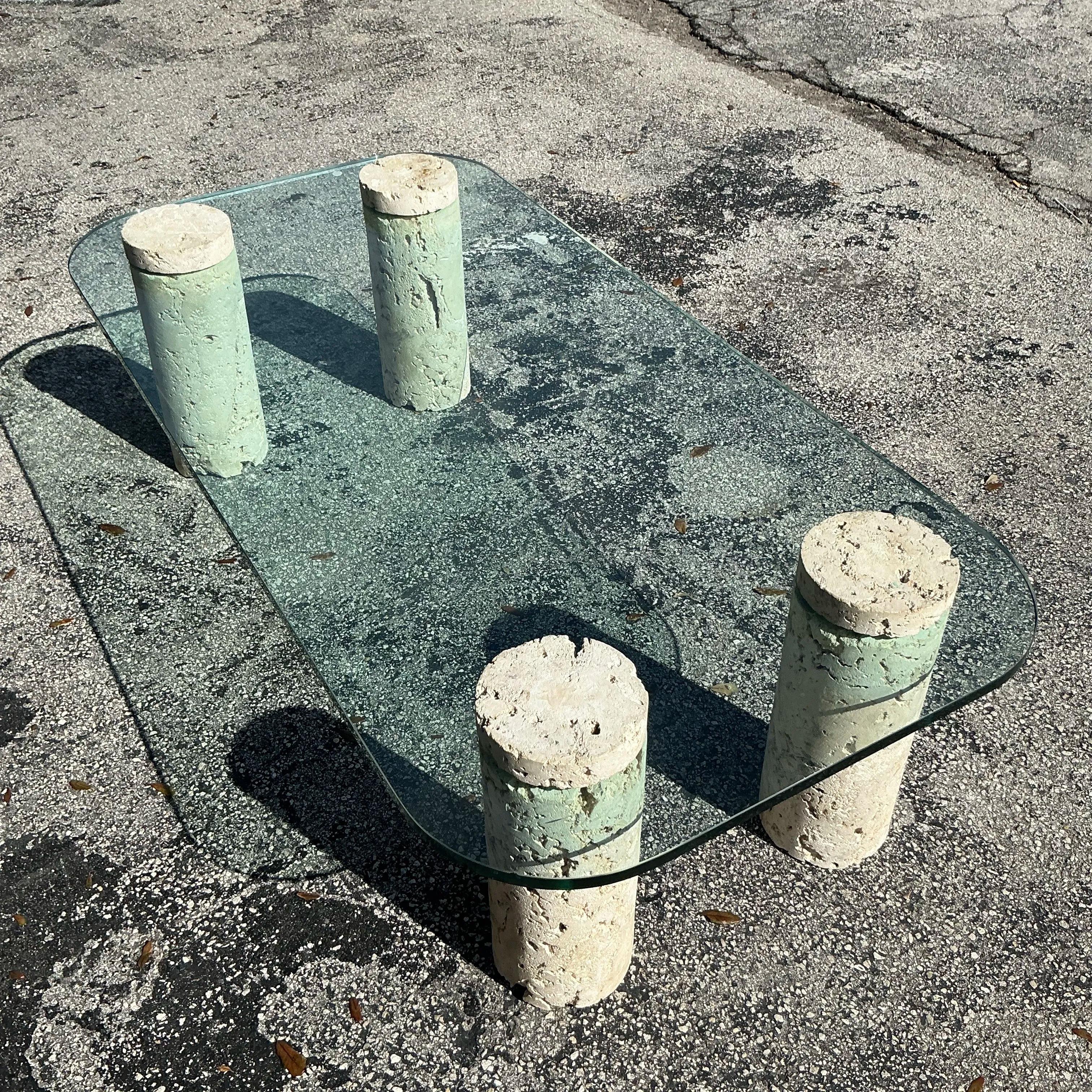 Table basse cylindrique Coastal Coquina vintage en vente 2