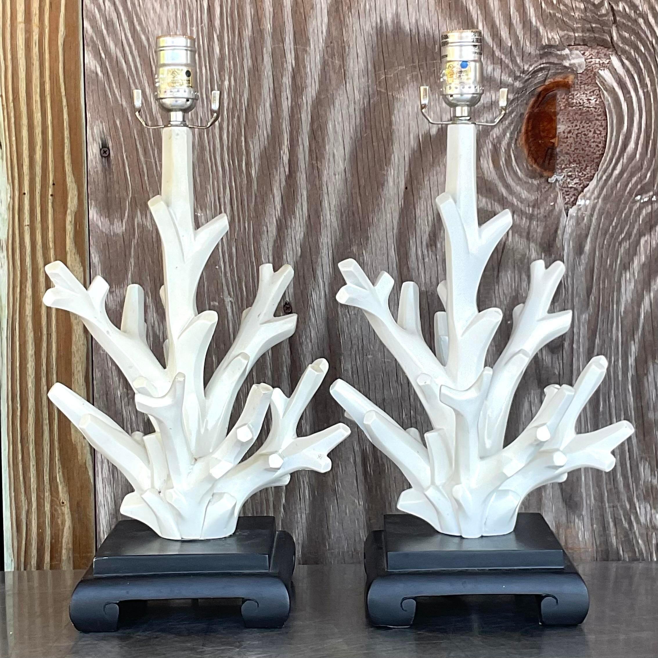 Paire de lampes vintage en bois et branches de corail pour la côte en vente 1