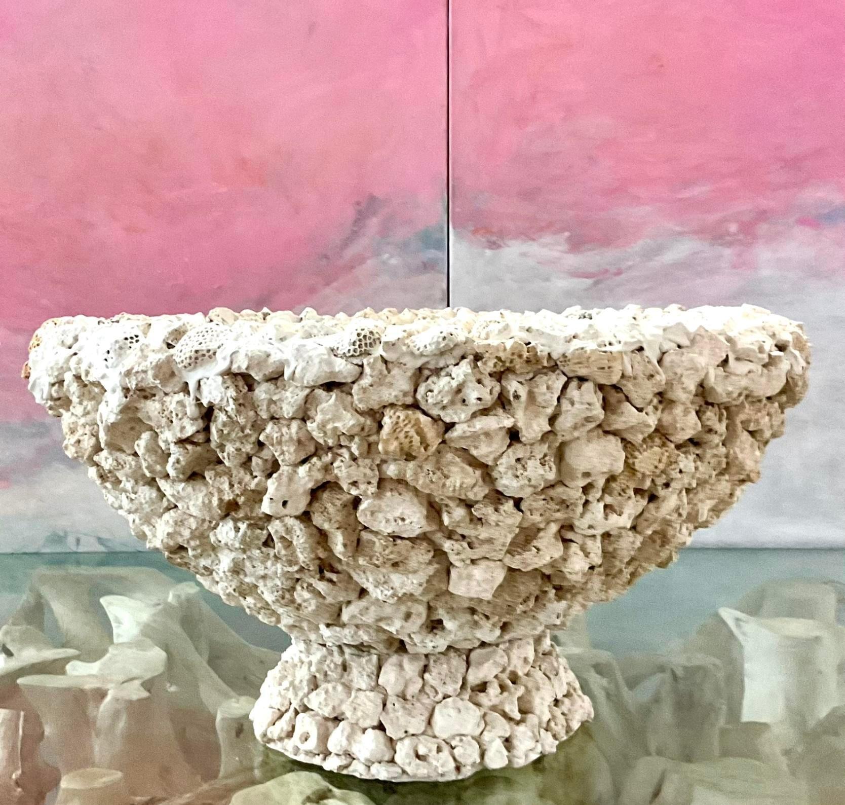 Vintage Coastal Custom Monumental Coquina Planter In Good Condition In west palm beach, FL