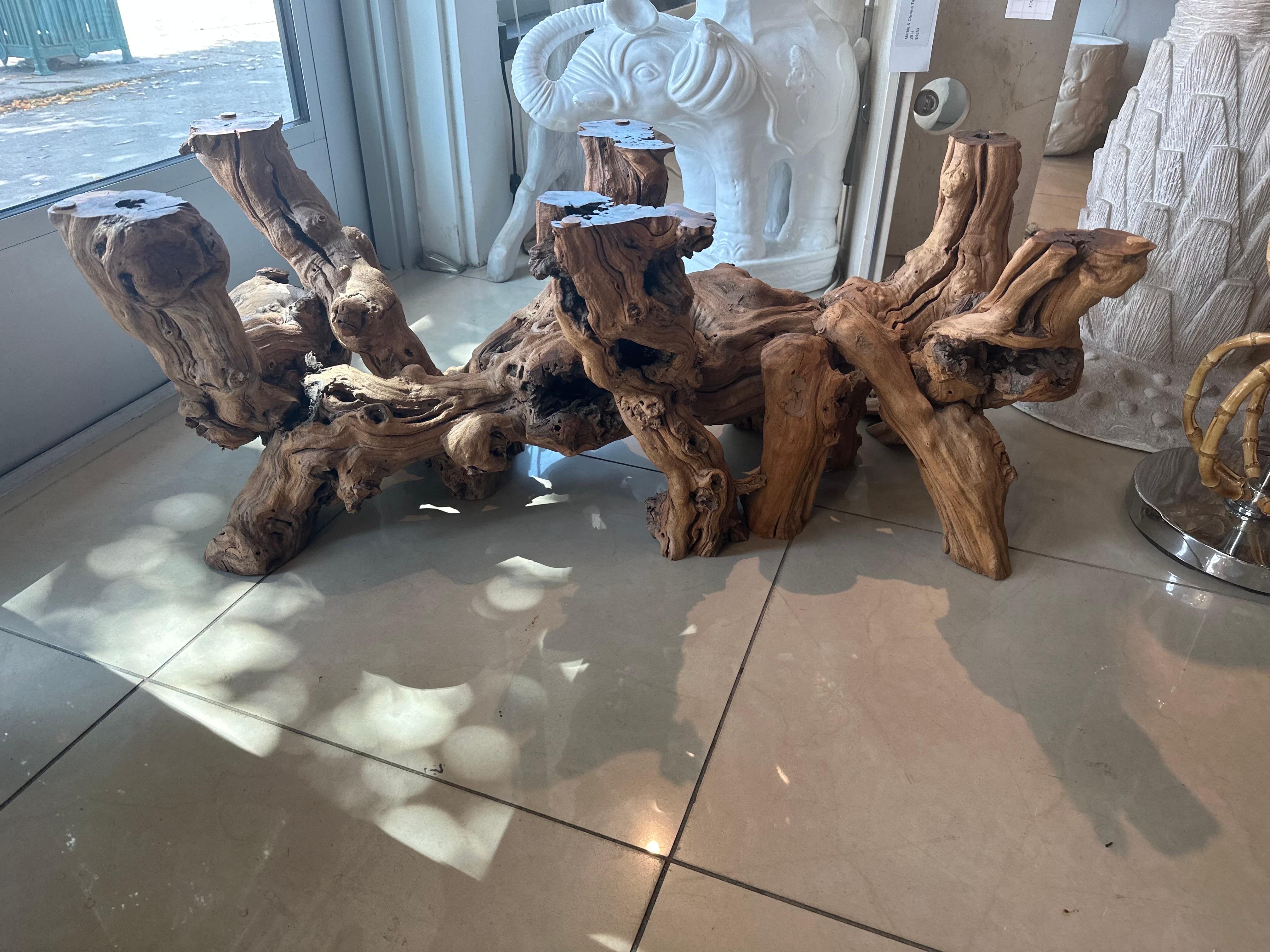Table basse de cocktail d'époque en bois de ronce de cyprès et bois flotté en vente 7
