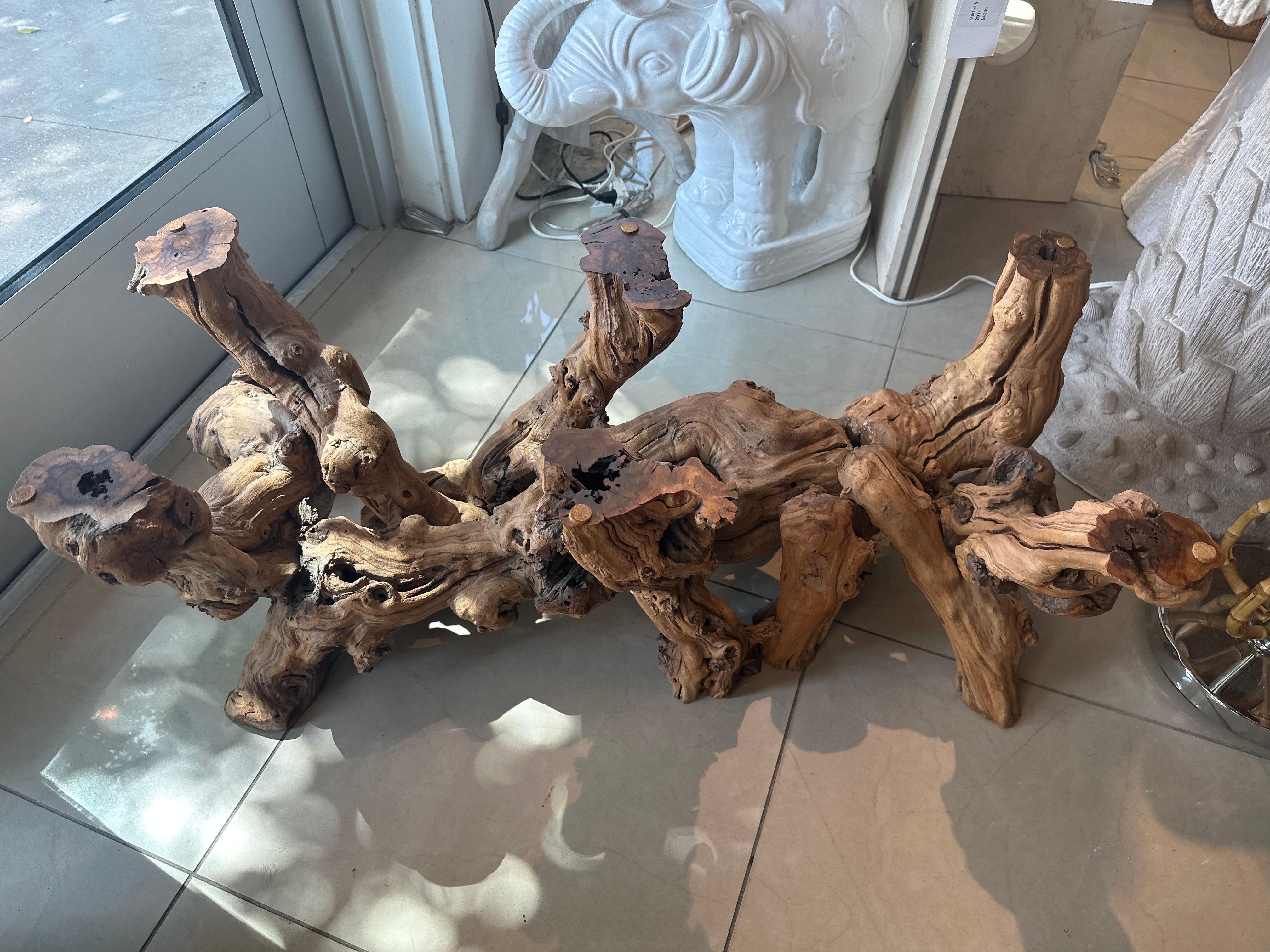 Table basse de cocktail d'époque en bois de ronce de cyprès et bois flotté Bon état - En vente à West Palm Beach, FL