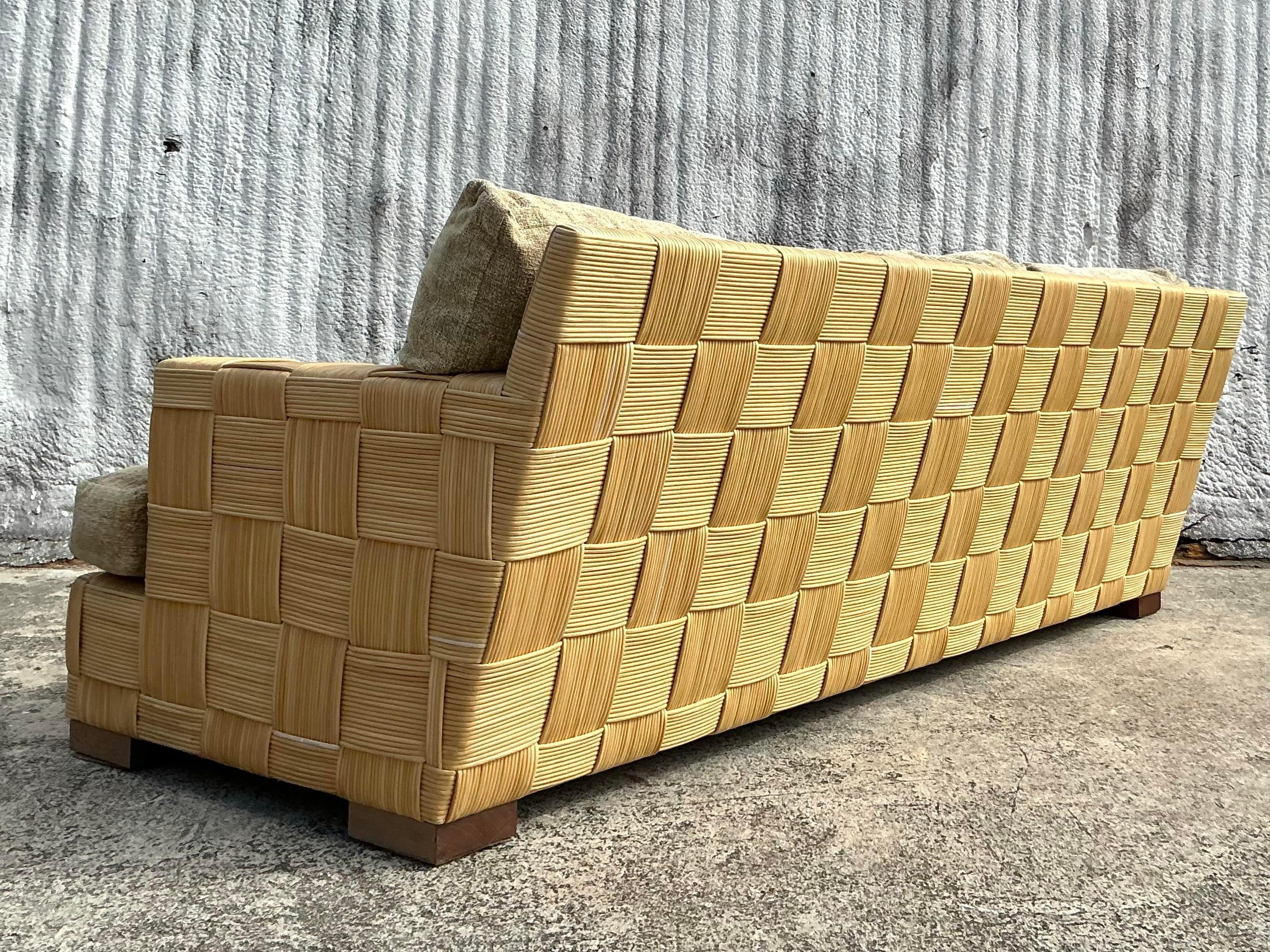 Gewebtes Rattan-Sofa Coastal Donghia Block Island, Vintage im Angebot 2