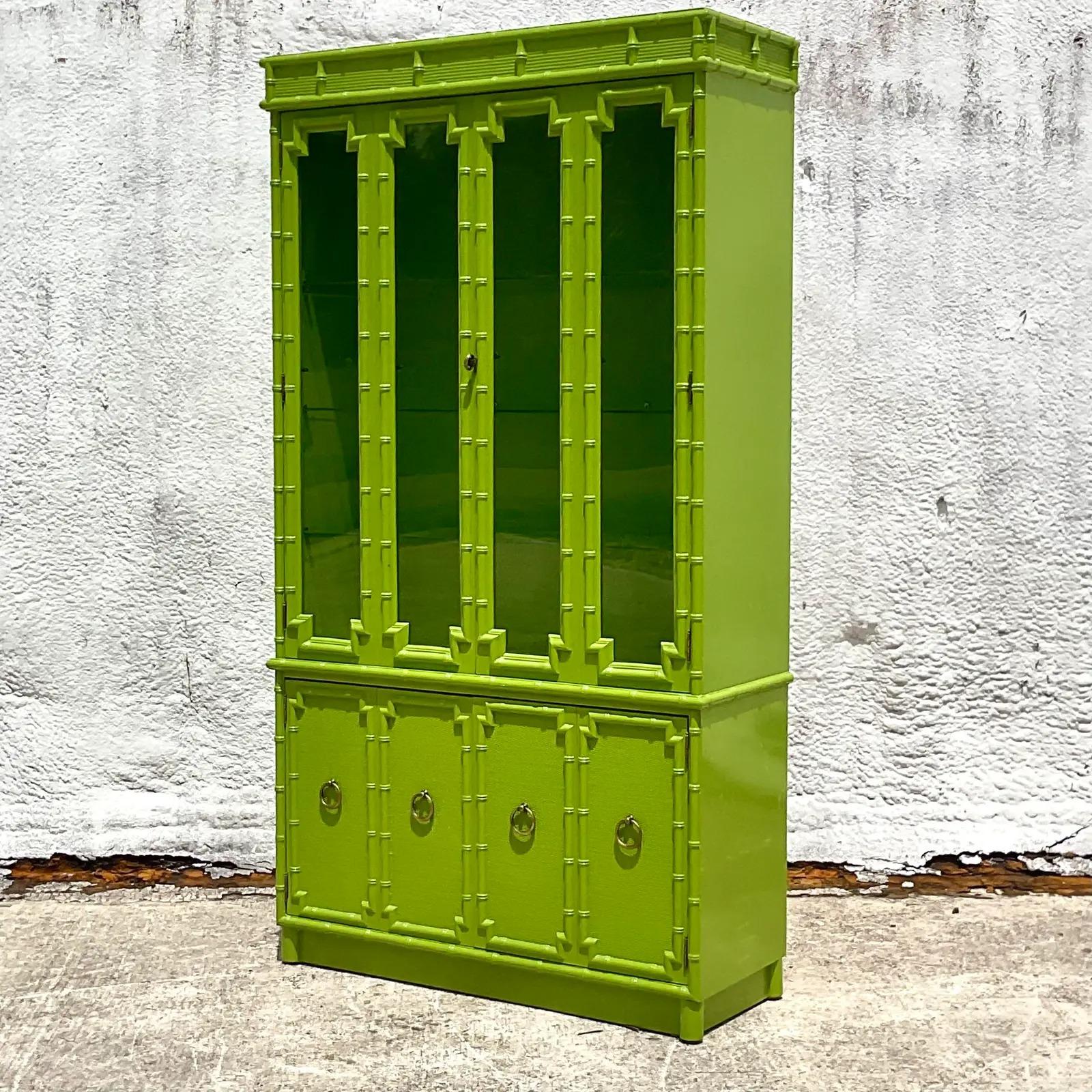 Vintage Coastal Drexel Lacquered Bamboo China Cabinet In Good Condition In west palm beach, FL