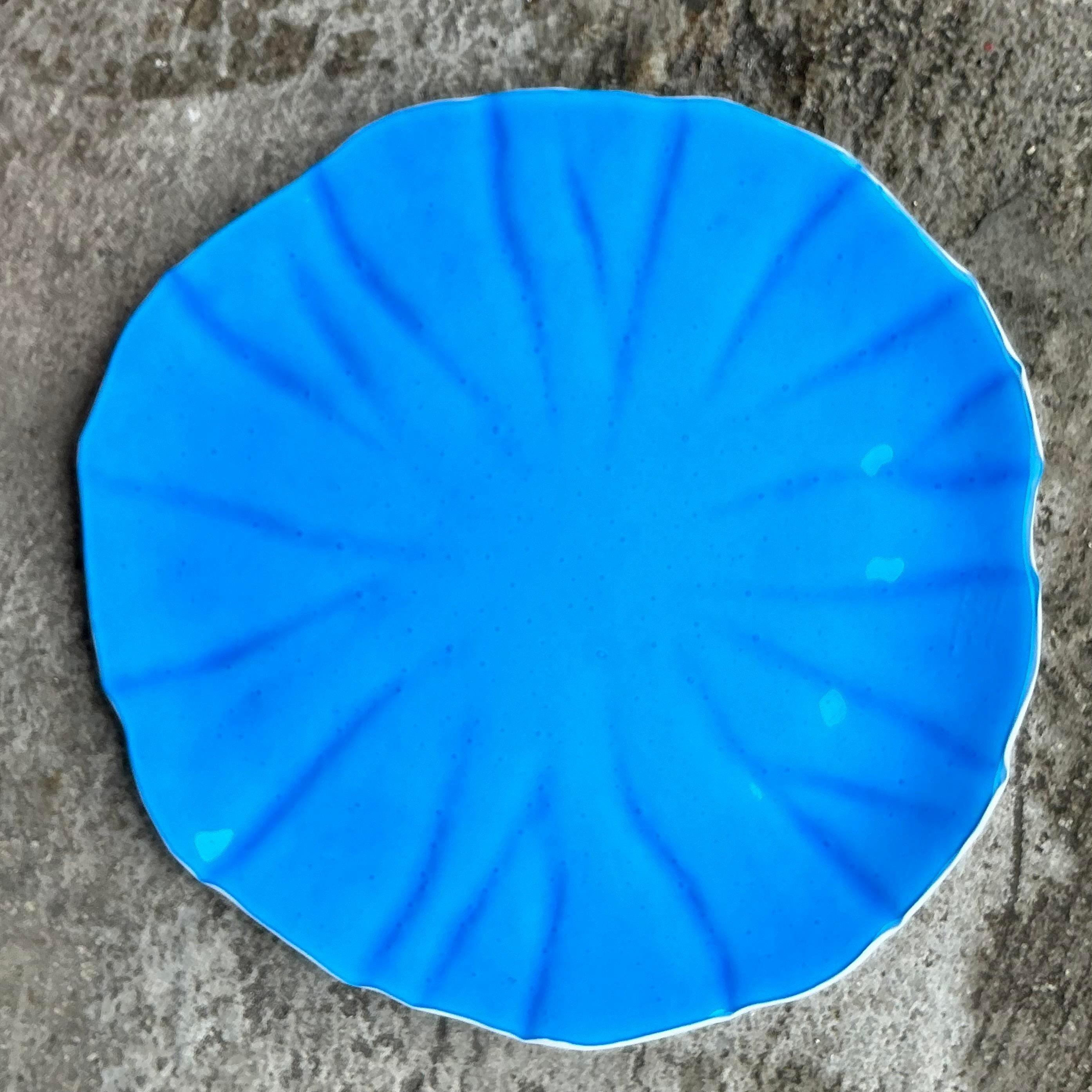 Bandeja de cristal Vintage Coastal Azul Eléctrico en venta 1
