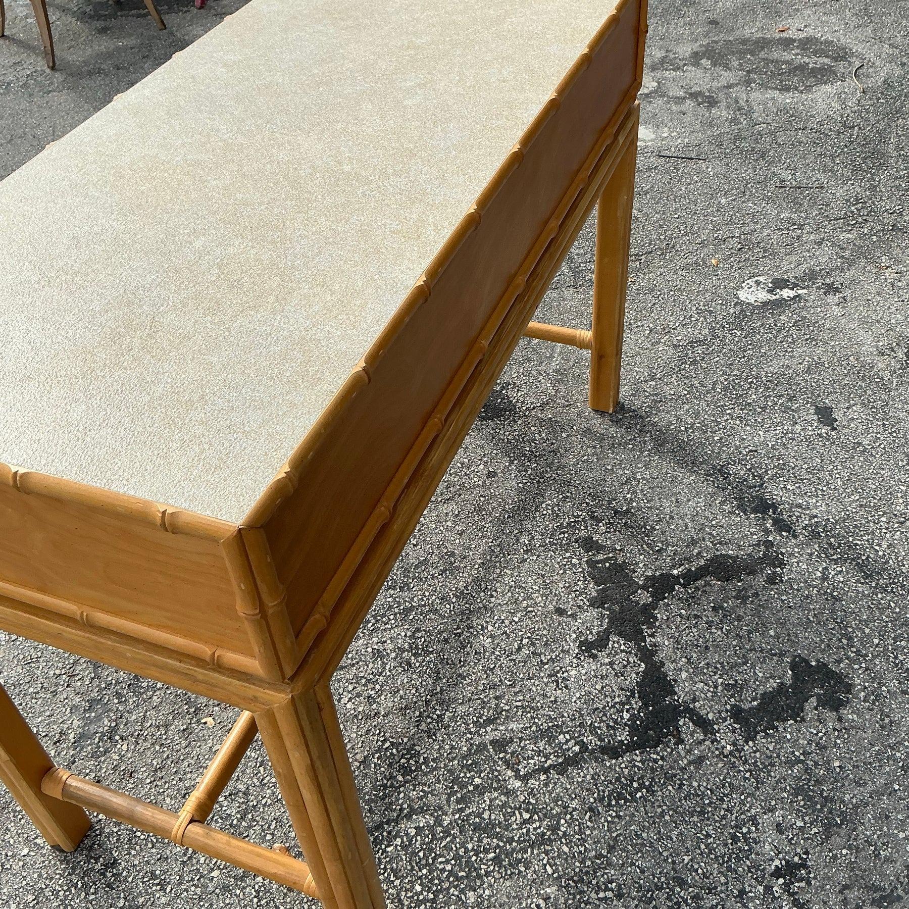Scrivania vintage Ficks Reed In condizioni buone in vendita a West Palm Beach, FL