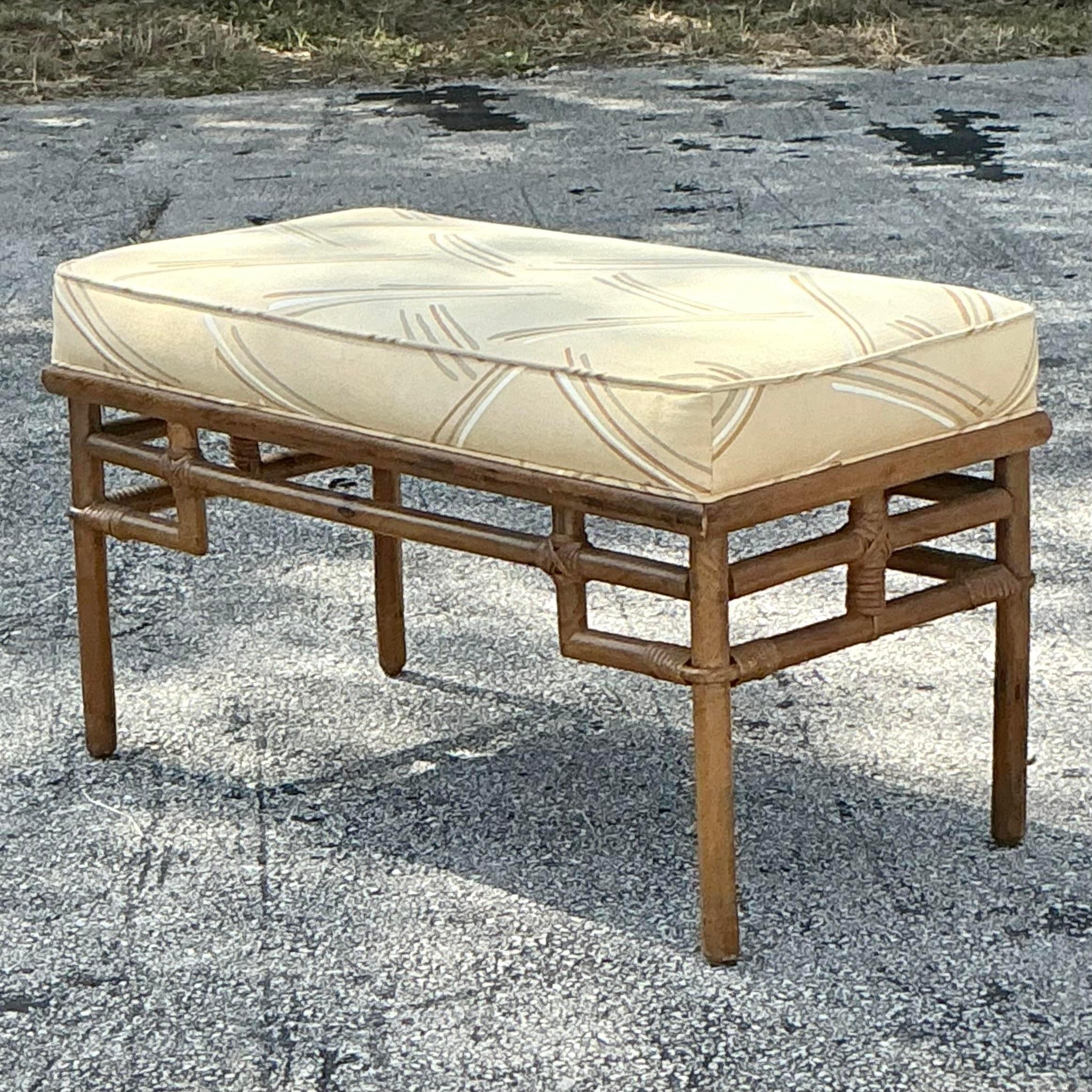 Banc vintage côtier en rotin Ficks Reed Bon état - En vente à west palm beach, FL