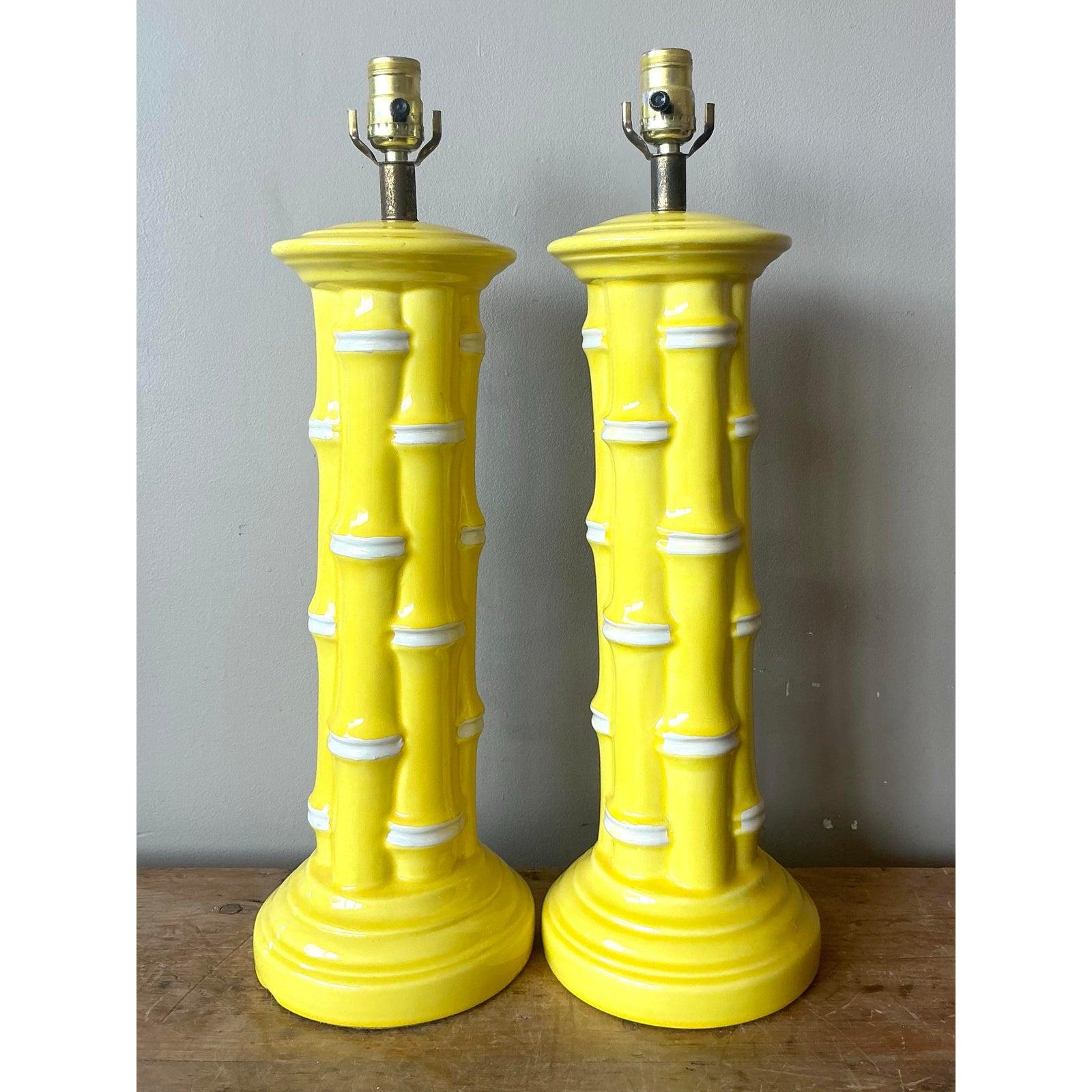 Lámparas de bambú de cerámica esmaltada costera vintage - Un par en venta 1