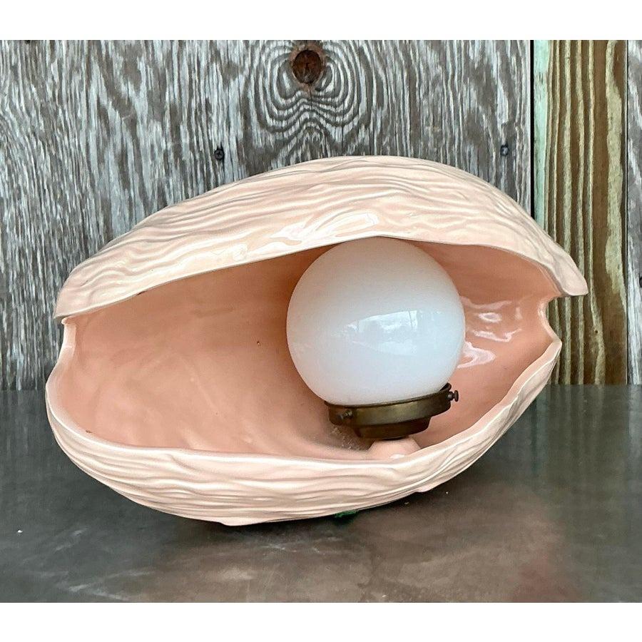 Vintage Coastal glasierte Keramik Muschel Lampe (amerikanisch)