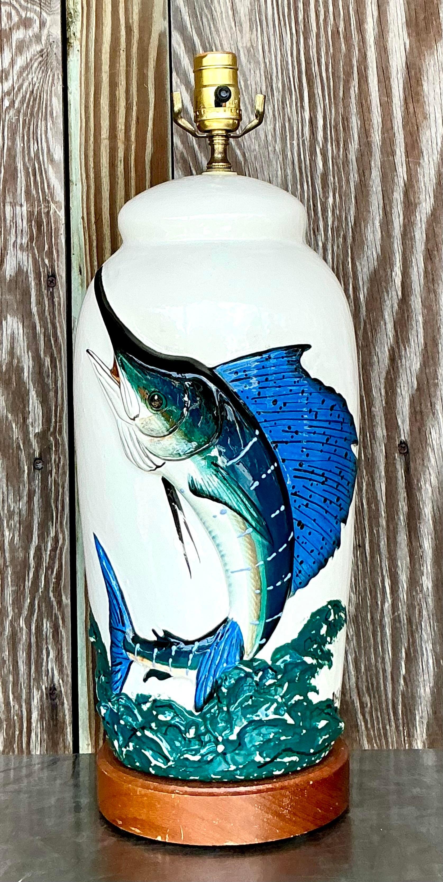 Lampe coquillage vintage en céramique émaillée Bon état - En vente à West Palm Beach, FL